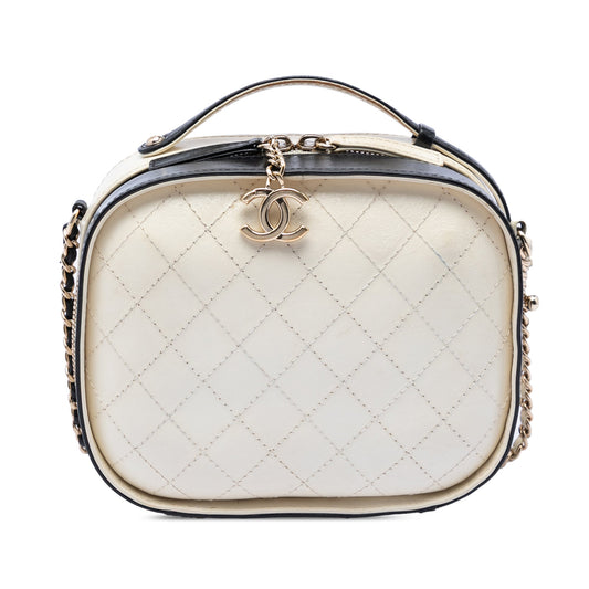 Chanel Small CC Crumpled Calfskin Vanity Case