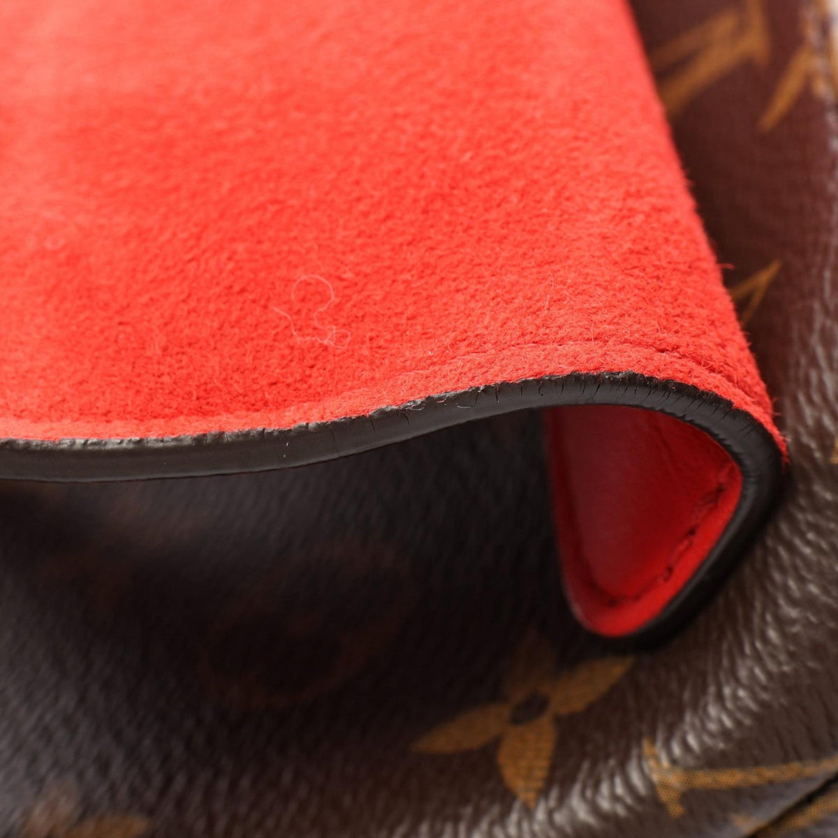 Louis Vuitton Monogram Locky BB — Brown