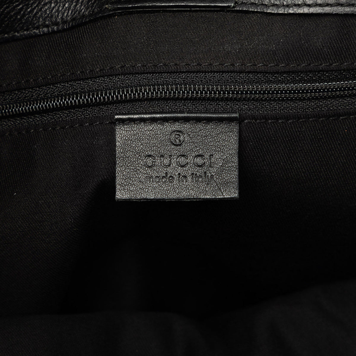 Gucci GG Canvas Abbey D Ring Handbag — Black