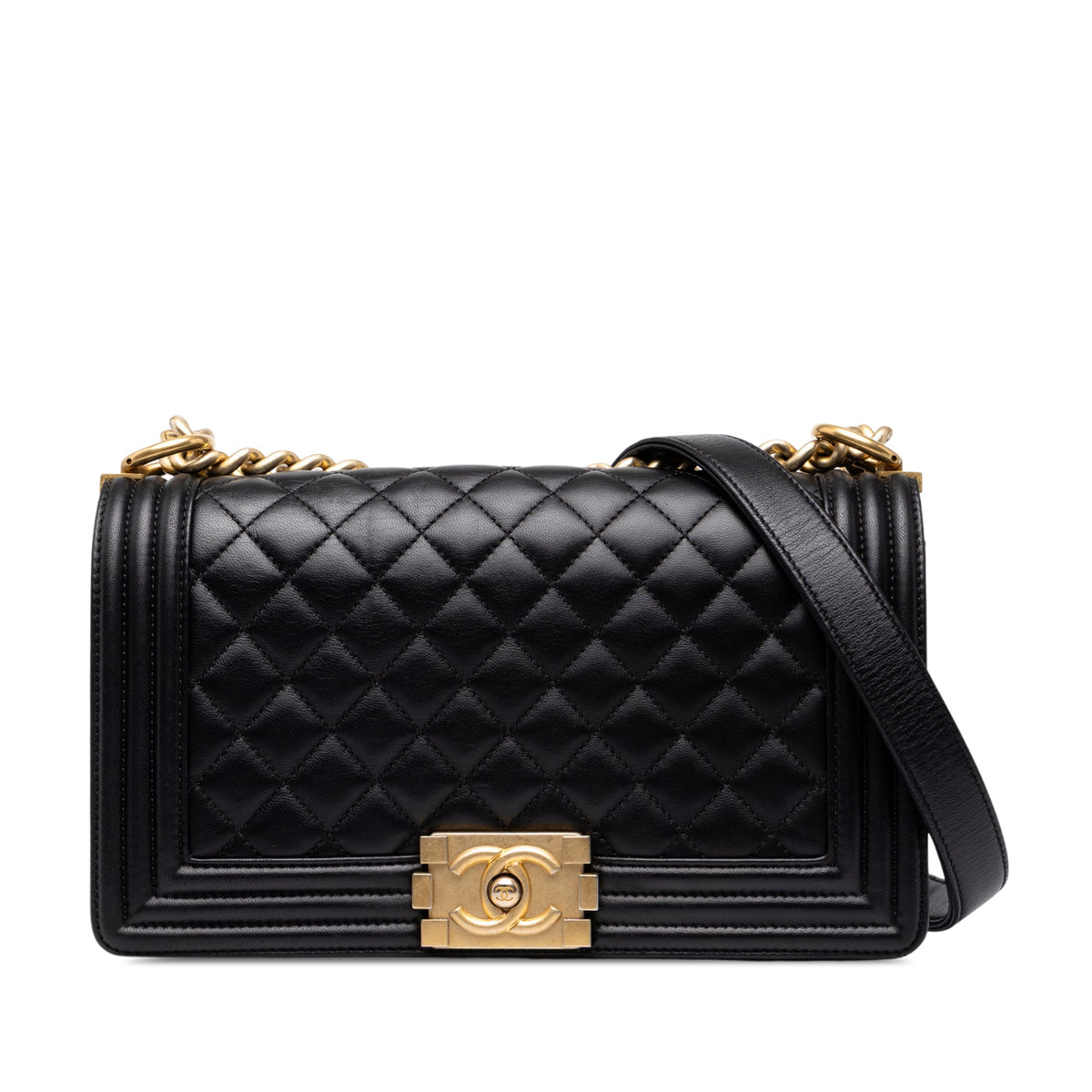 Chanel Old Medium Quilted Lambskin Boy Flap — Black