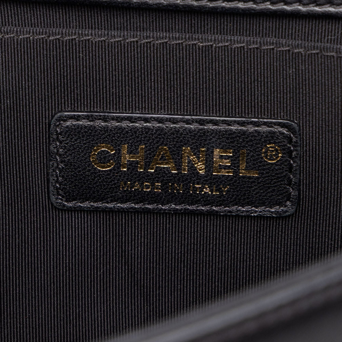 Chanel Old Medium Quilted Lambskin Boy Flap — Black