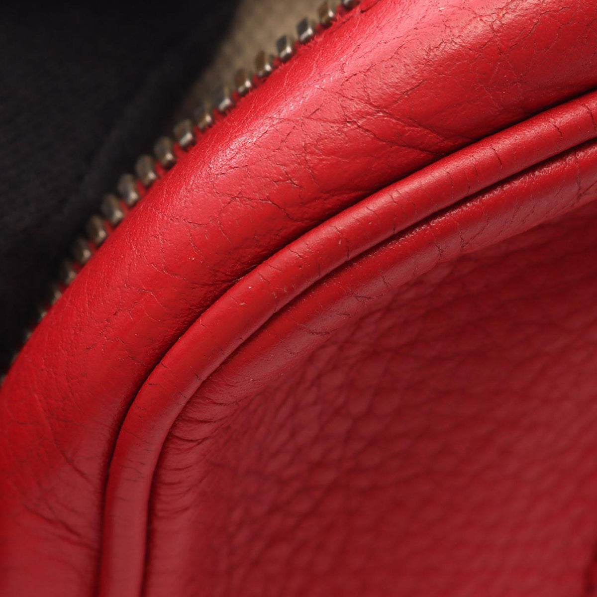 Gucci Leather Soho Disco Crossbody — Red