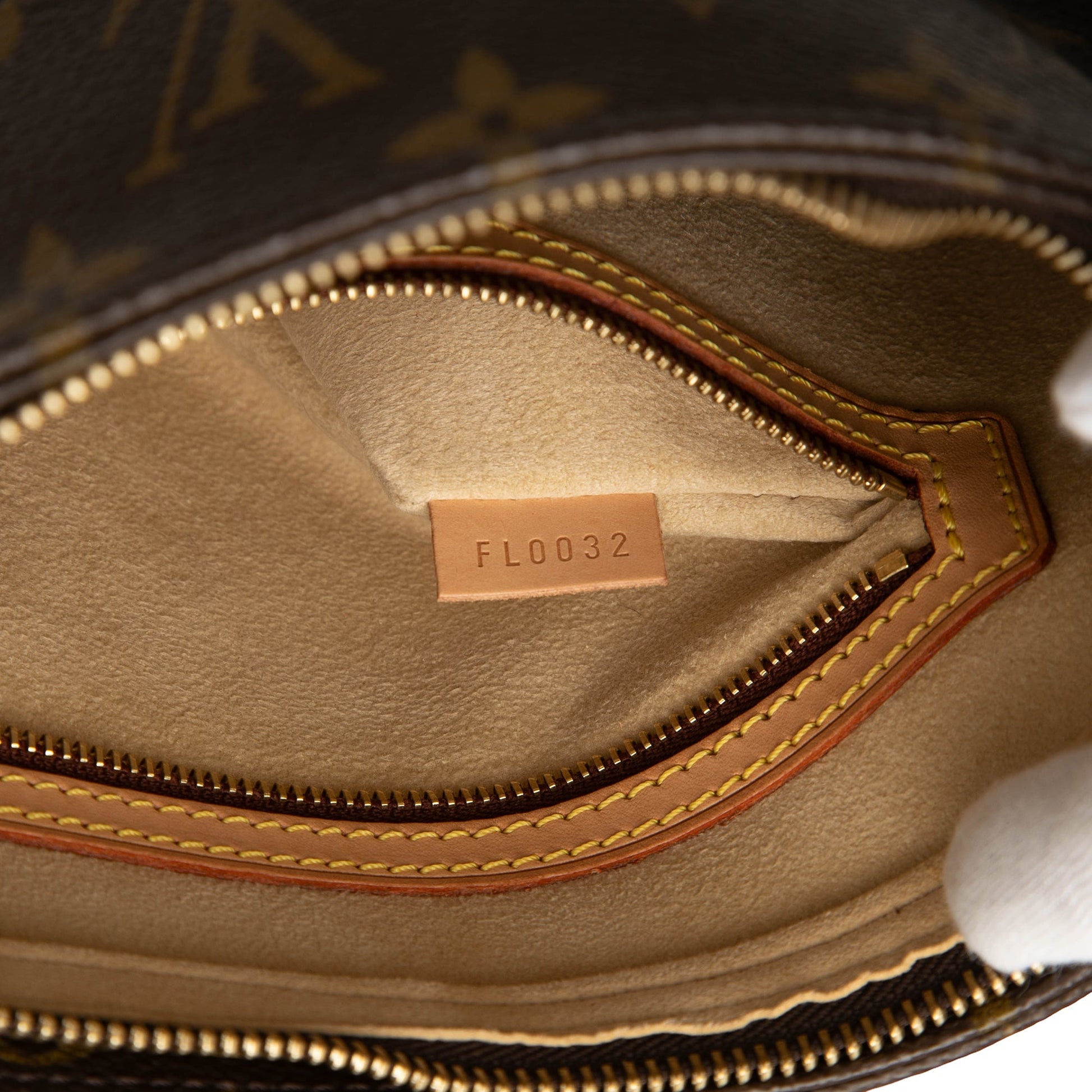 Louis Vuitton Monogram Looping MM