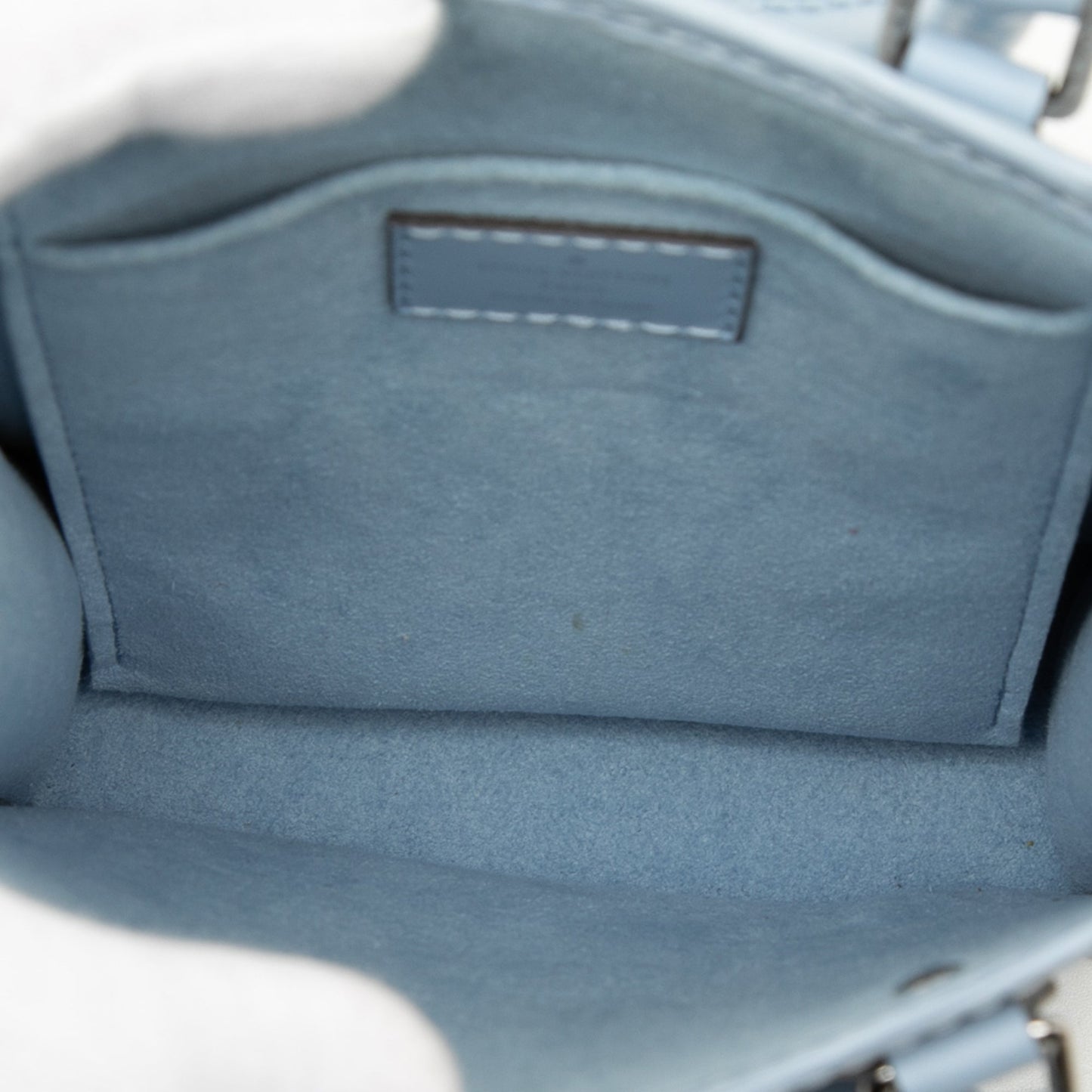 Louis Vuitton Epi Petit Sac Plat