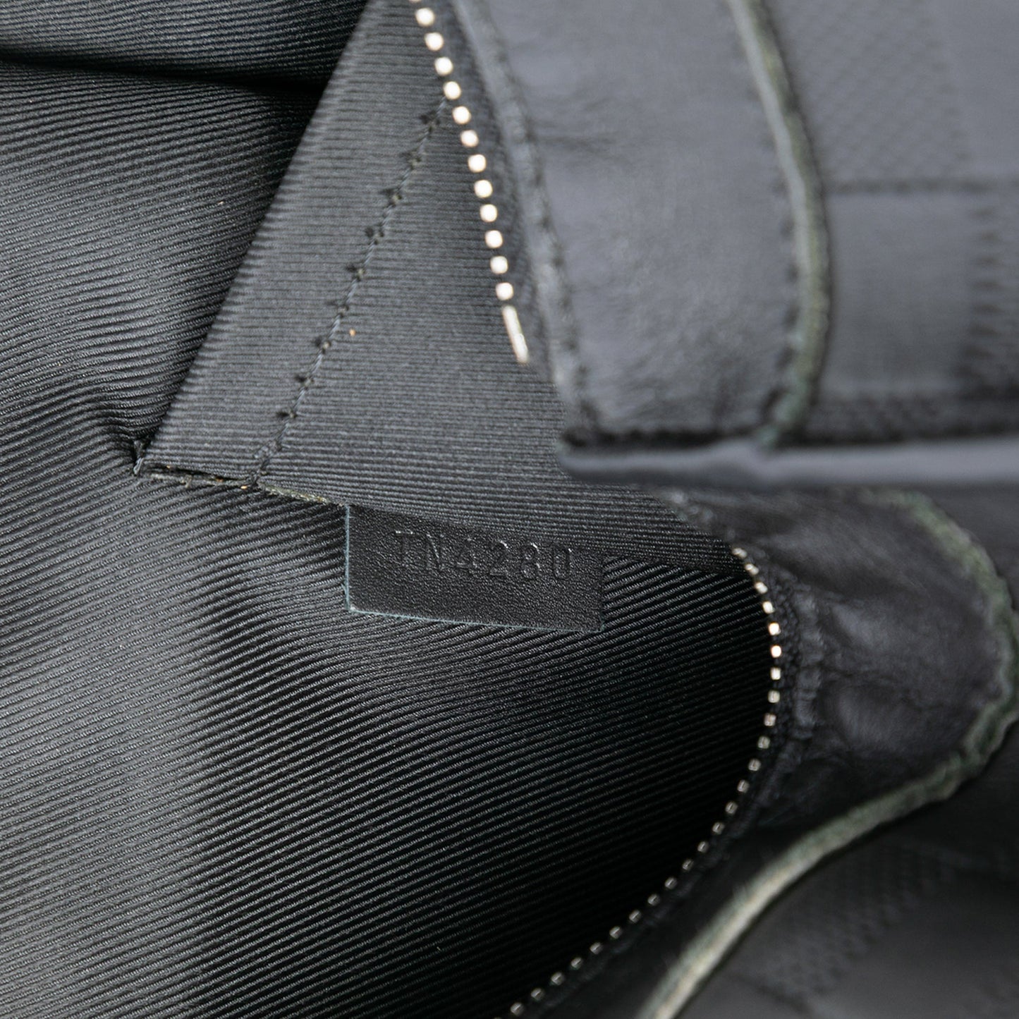 Damier Infini Pochette Discovery GM