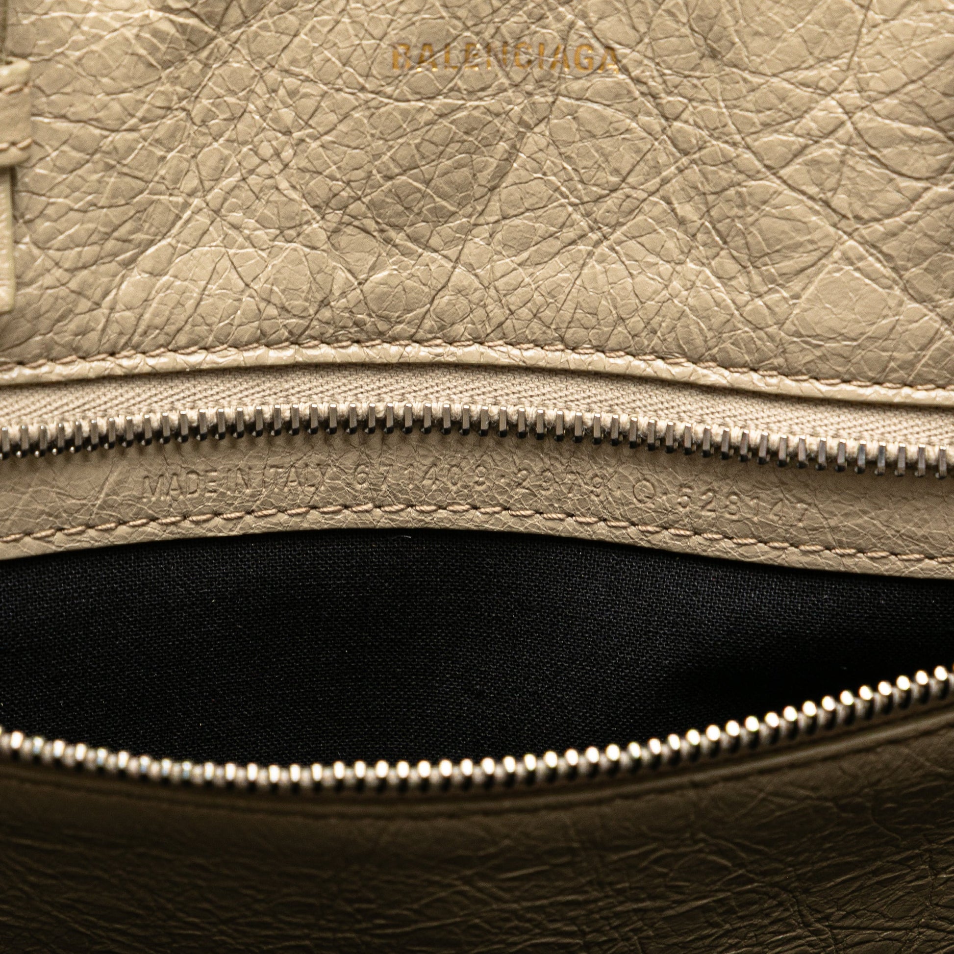 Balenciaga Medium Woven Calfskin Barbes East West Shopper Bag