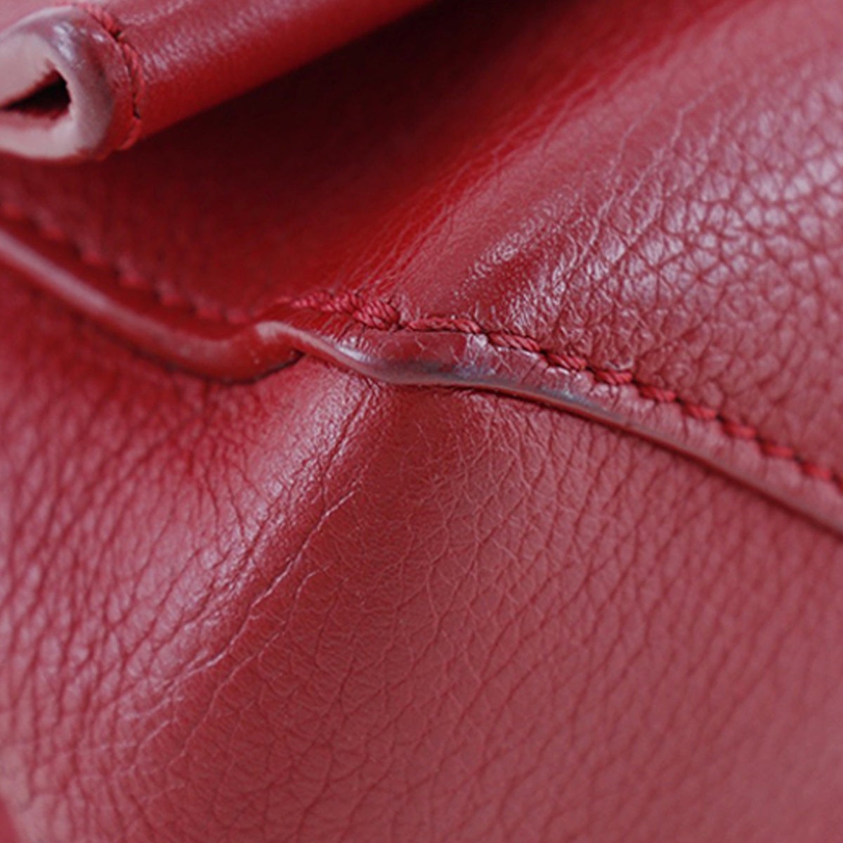 Louis Vuitton Leather Lockme II BB
