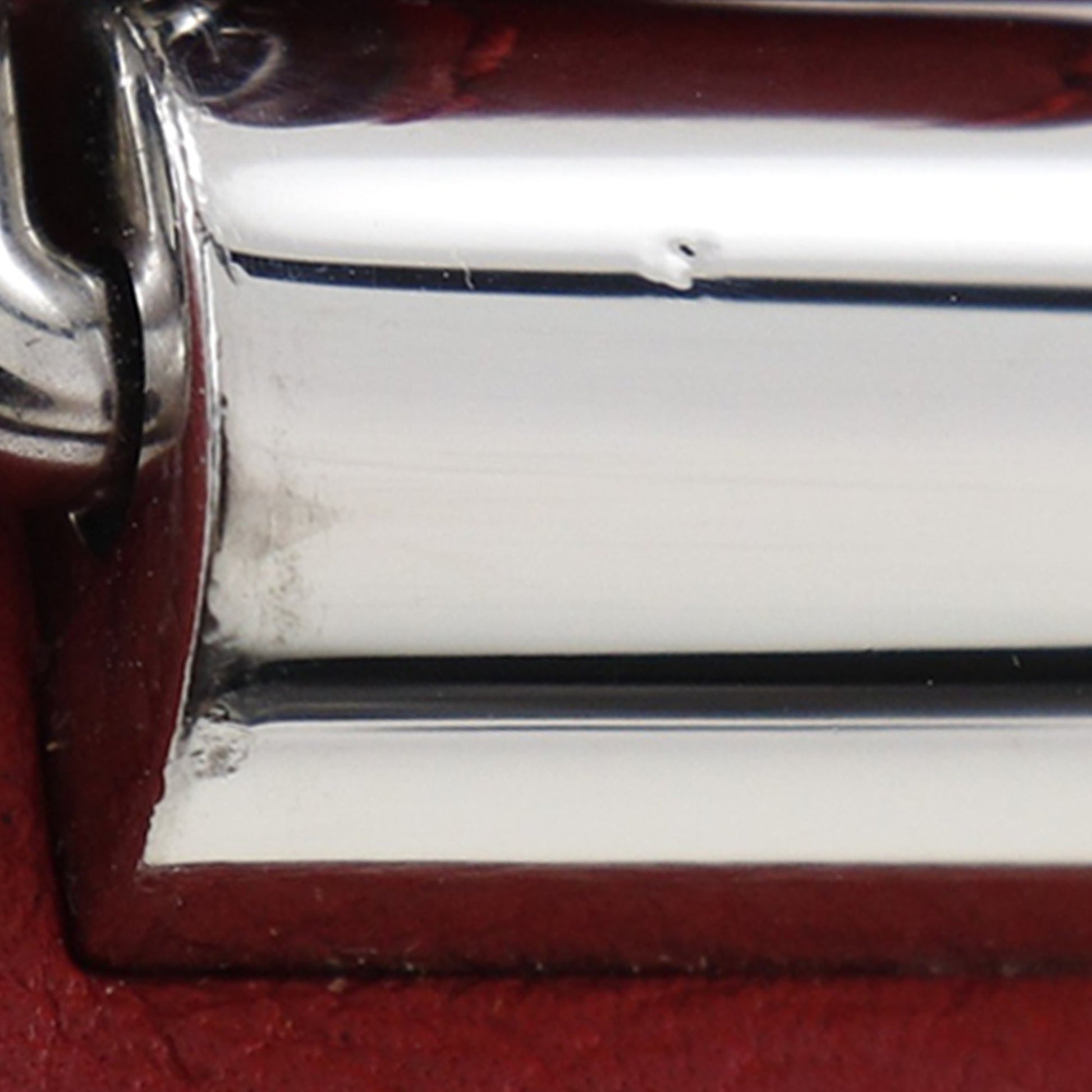 Louis Vuitton Leather Lockme II BB