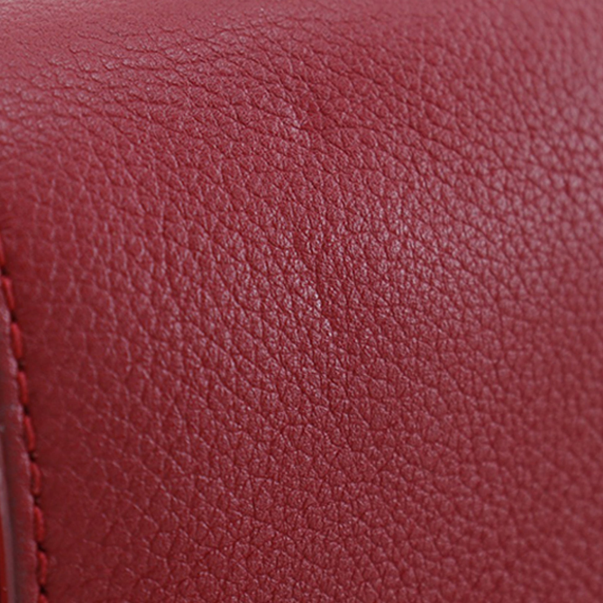 Louis Vuitton Leather Lockme II BB