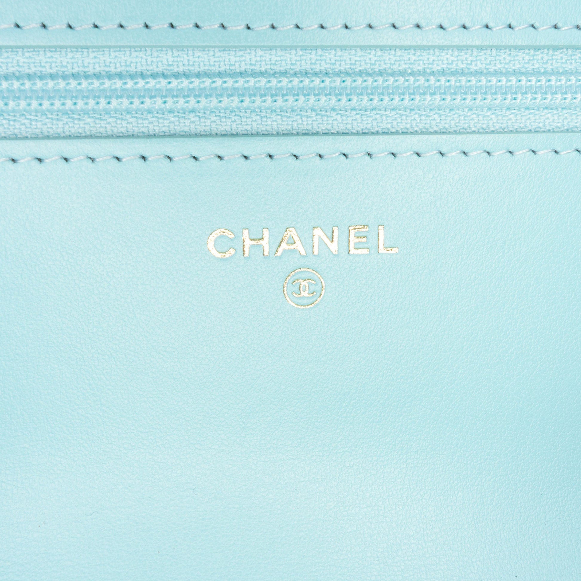 Chanel Denim 19 Wallet on Chain