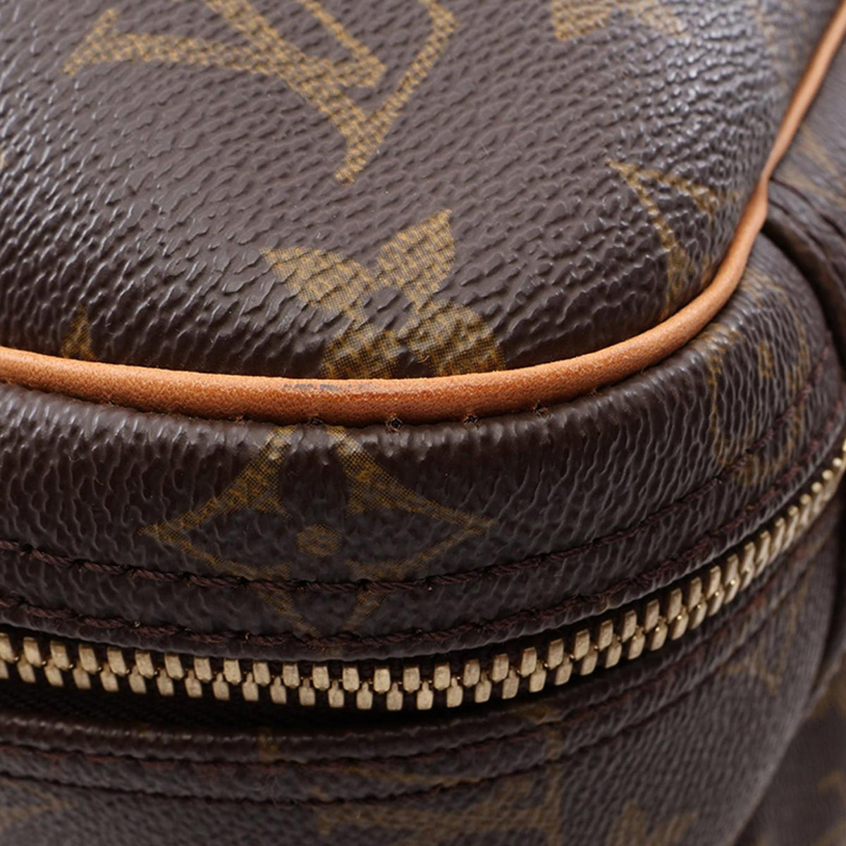 Louis Vuitton Monogram Alize 24 Heures