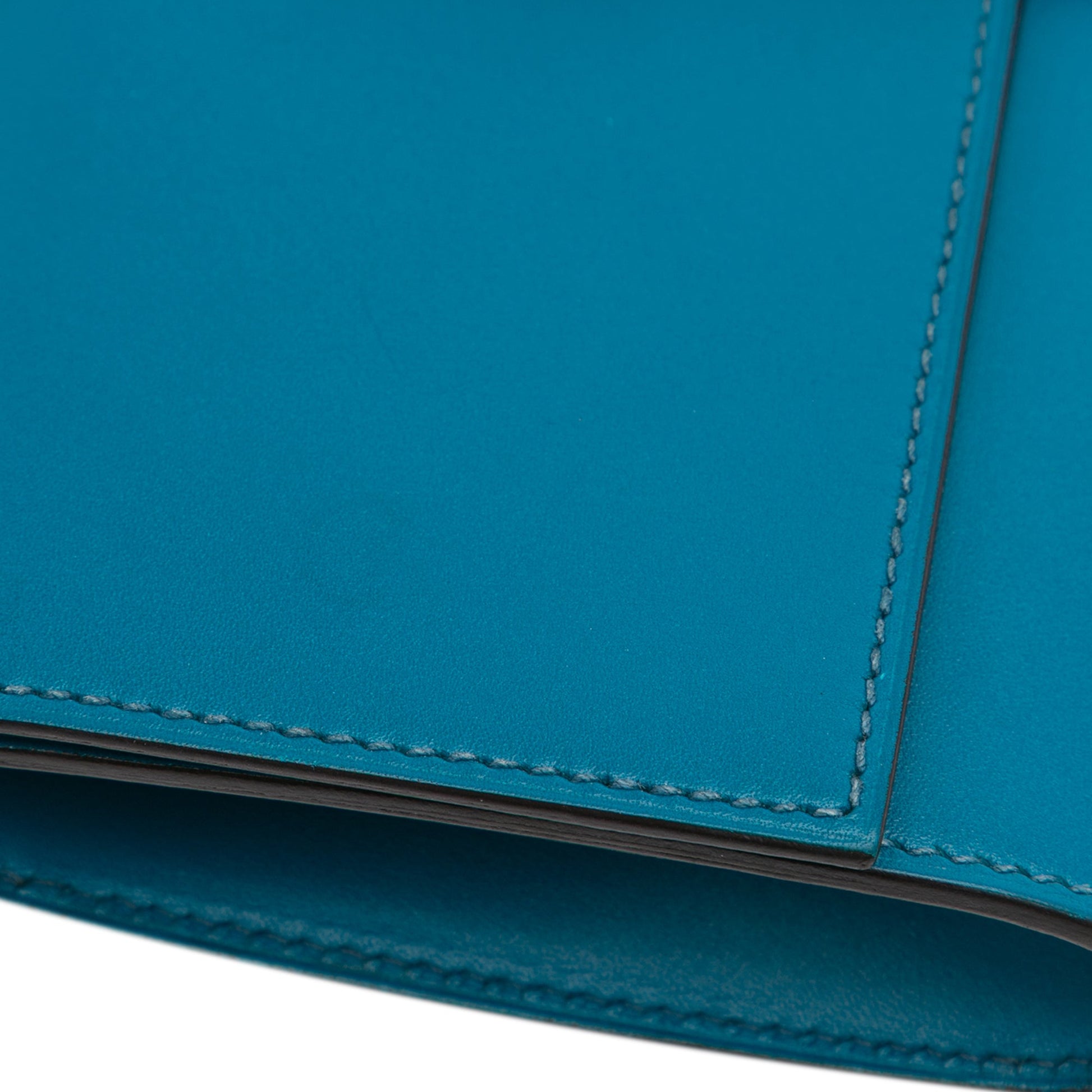 Hermès Tadelakt Medor Clutch 23