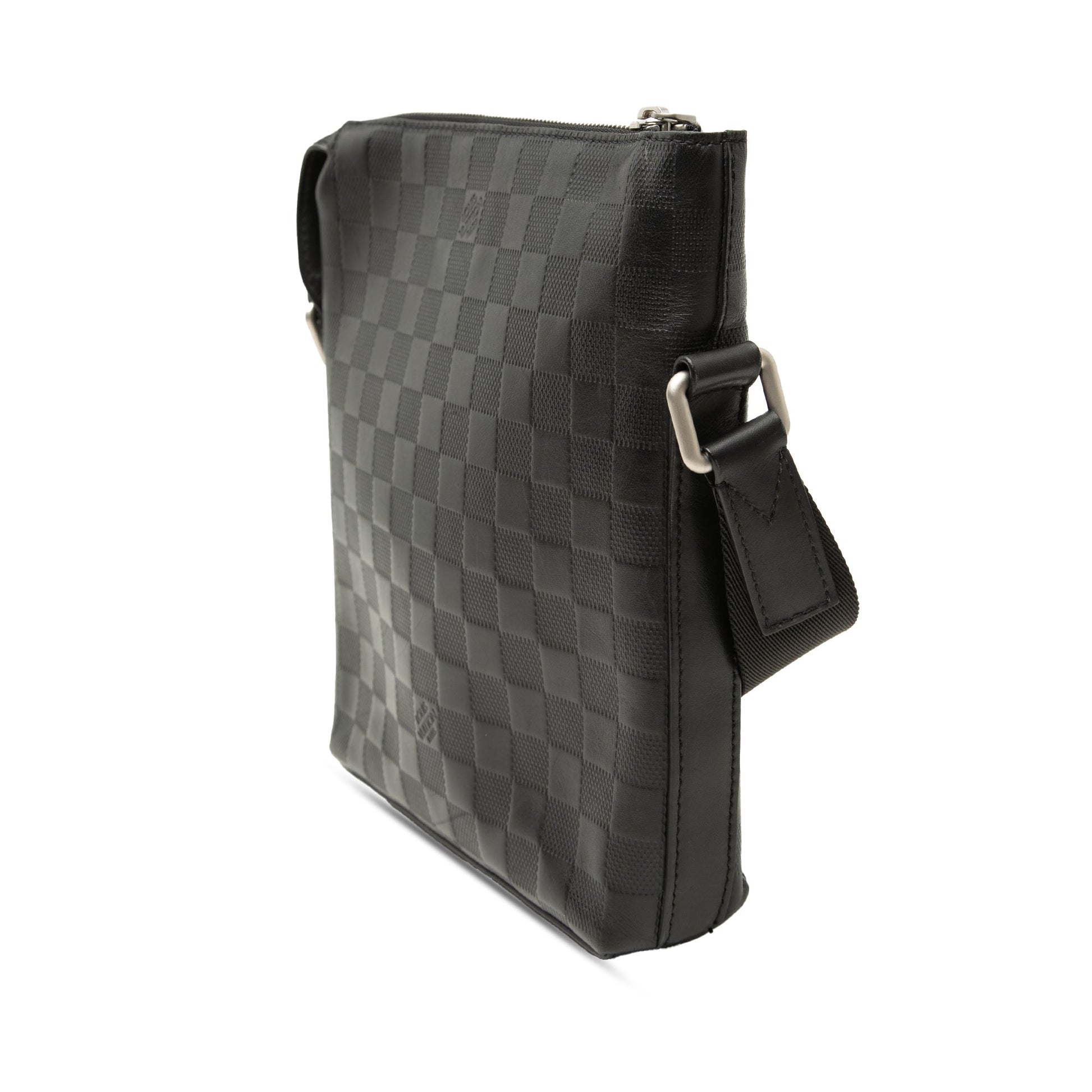 Louis Vuitton Damier Infini Discovery Messenger BB