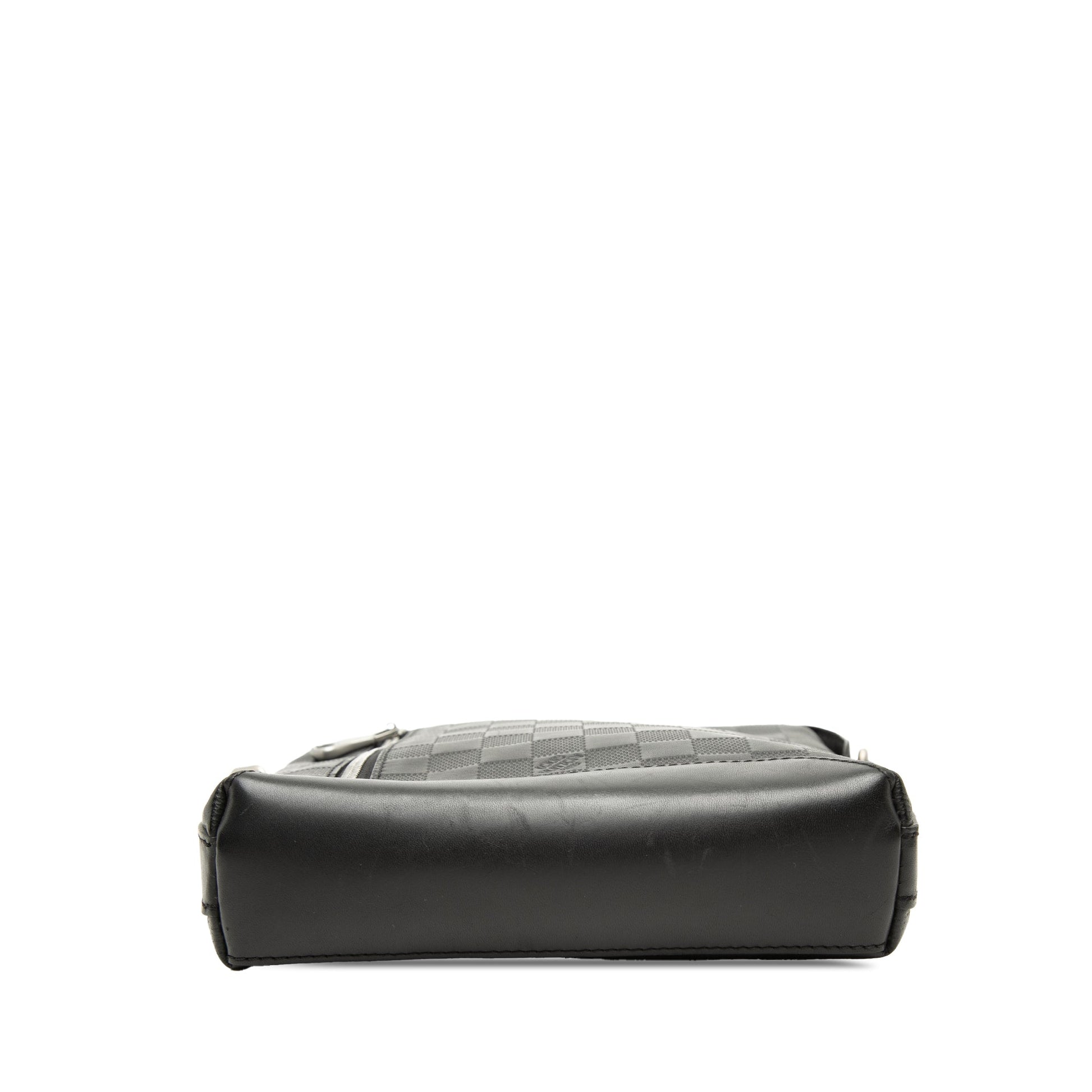 Louis Vuitton Damier Infini Discovery Messenger BB