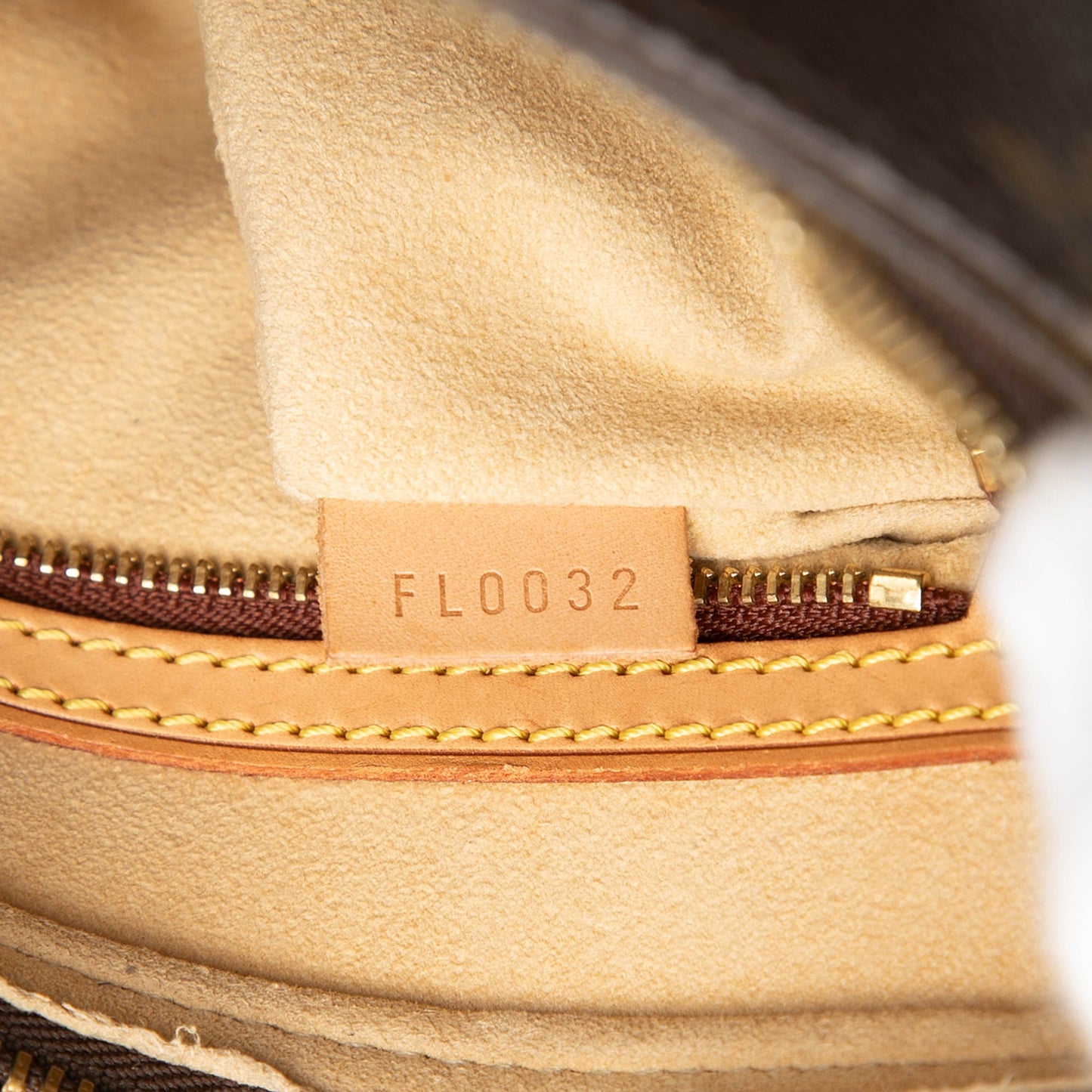 Louis Vuitton Monogram Looping MM