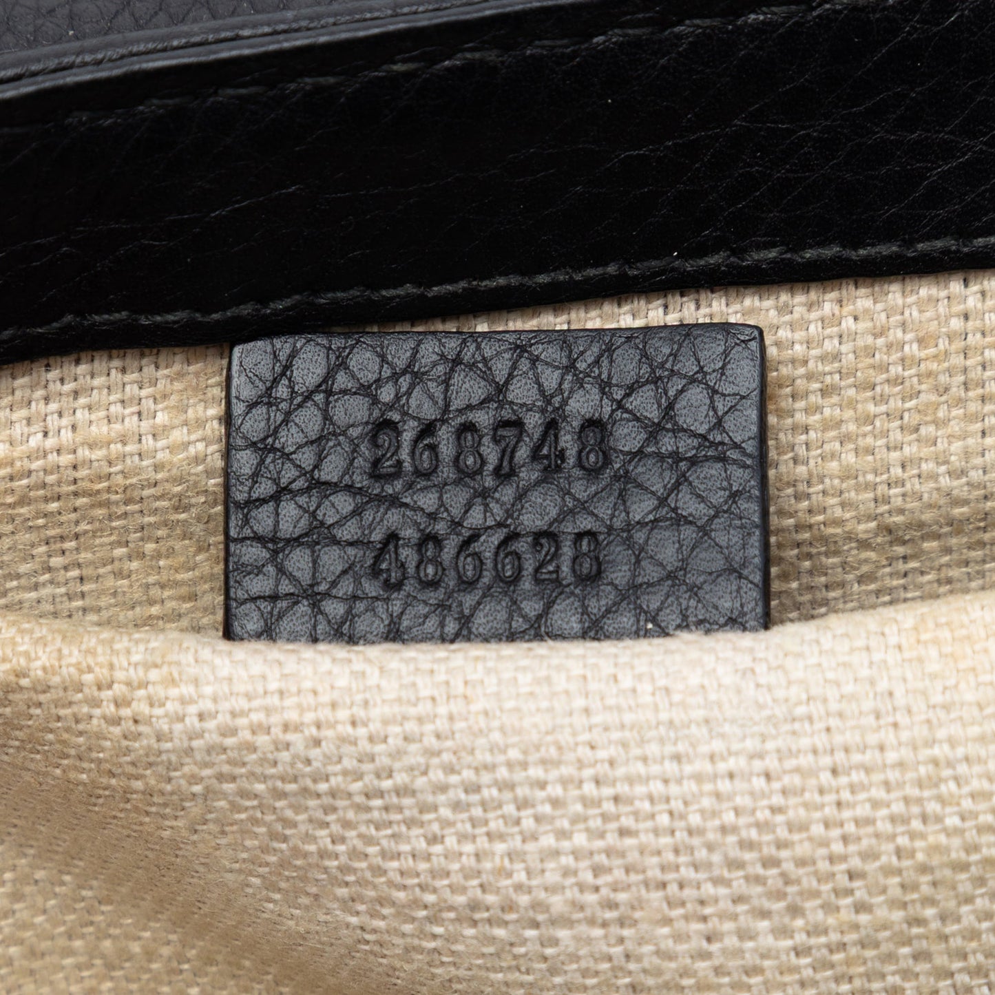 Gucci Pebbled Leather Greenwich Clutch with Chain