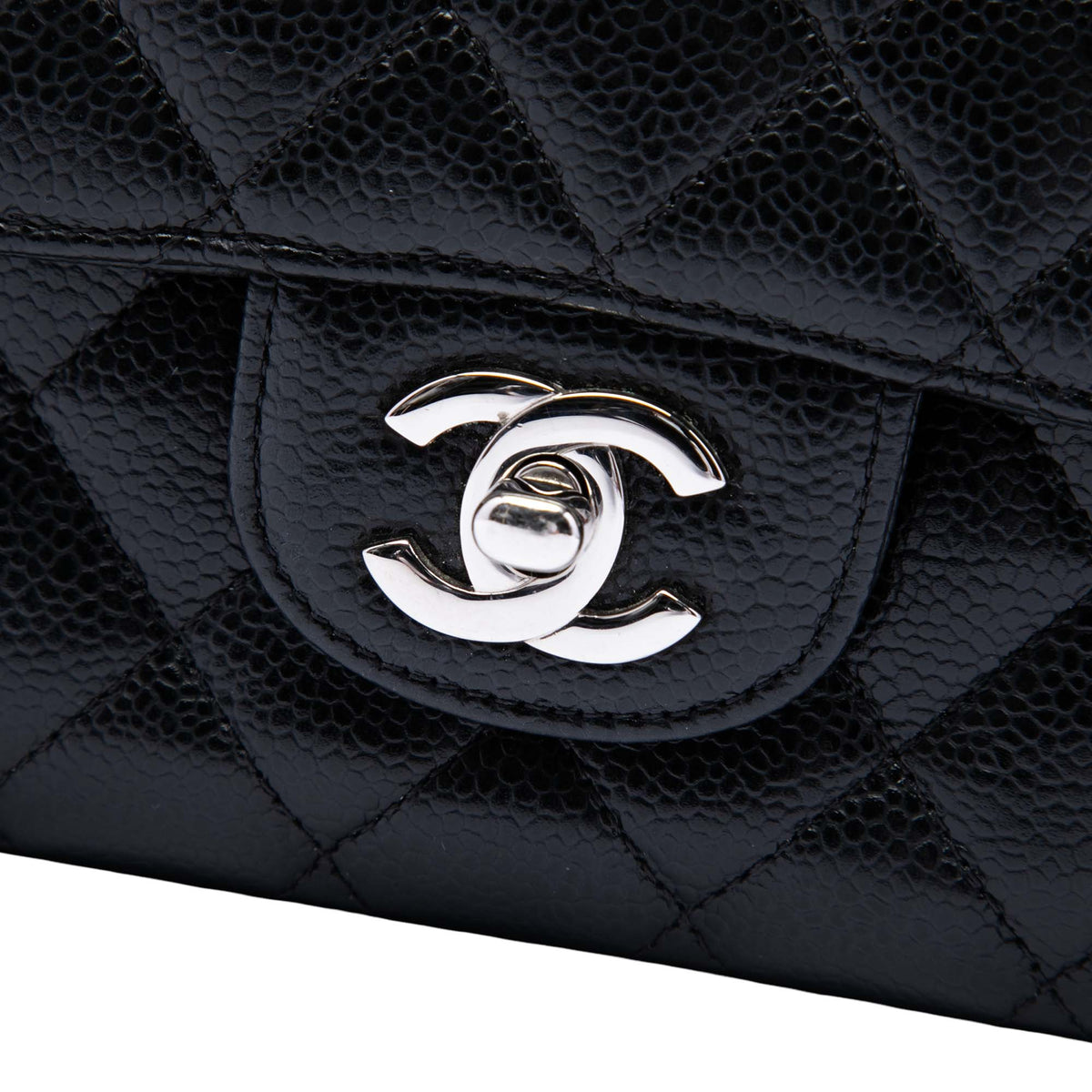 Chanel Medium Classic Caviar Double Flap — Black