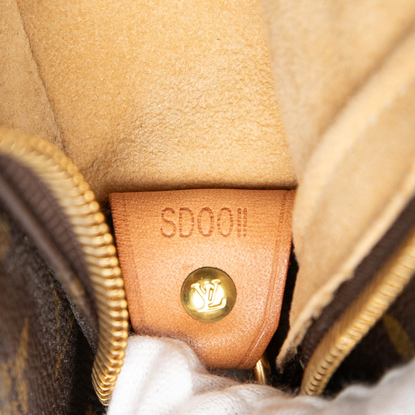 Louis Vuitton Monogram Looping GM