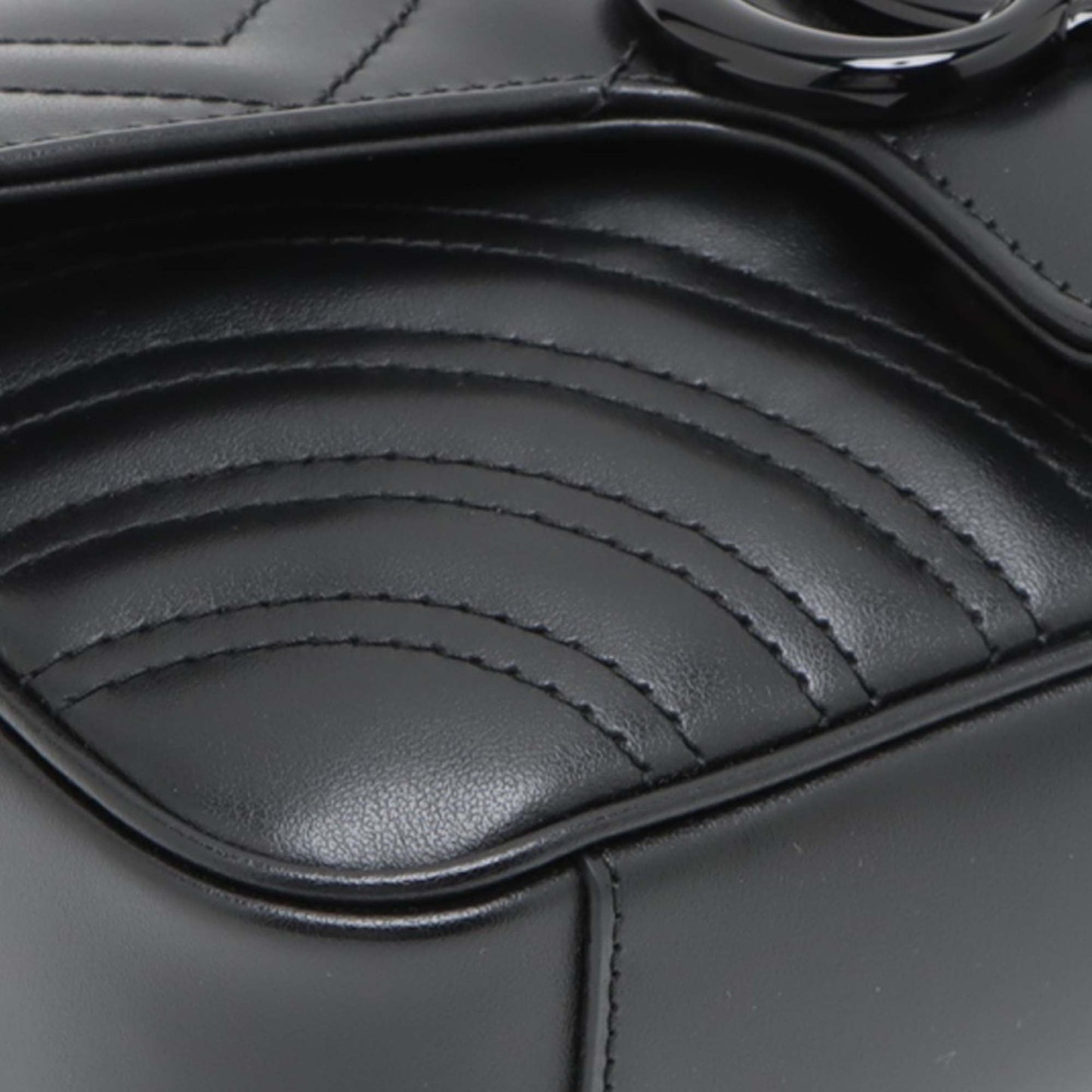 Gucci Small GG Marmont Matelasse Calfskin Monochrome Shoulder Bag
