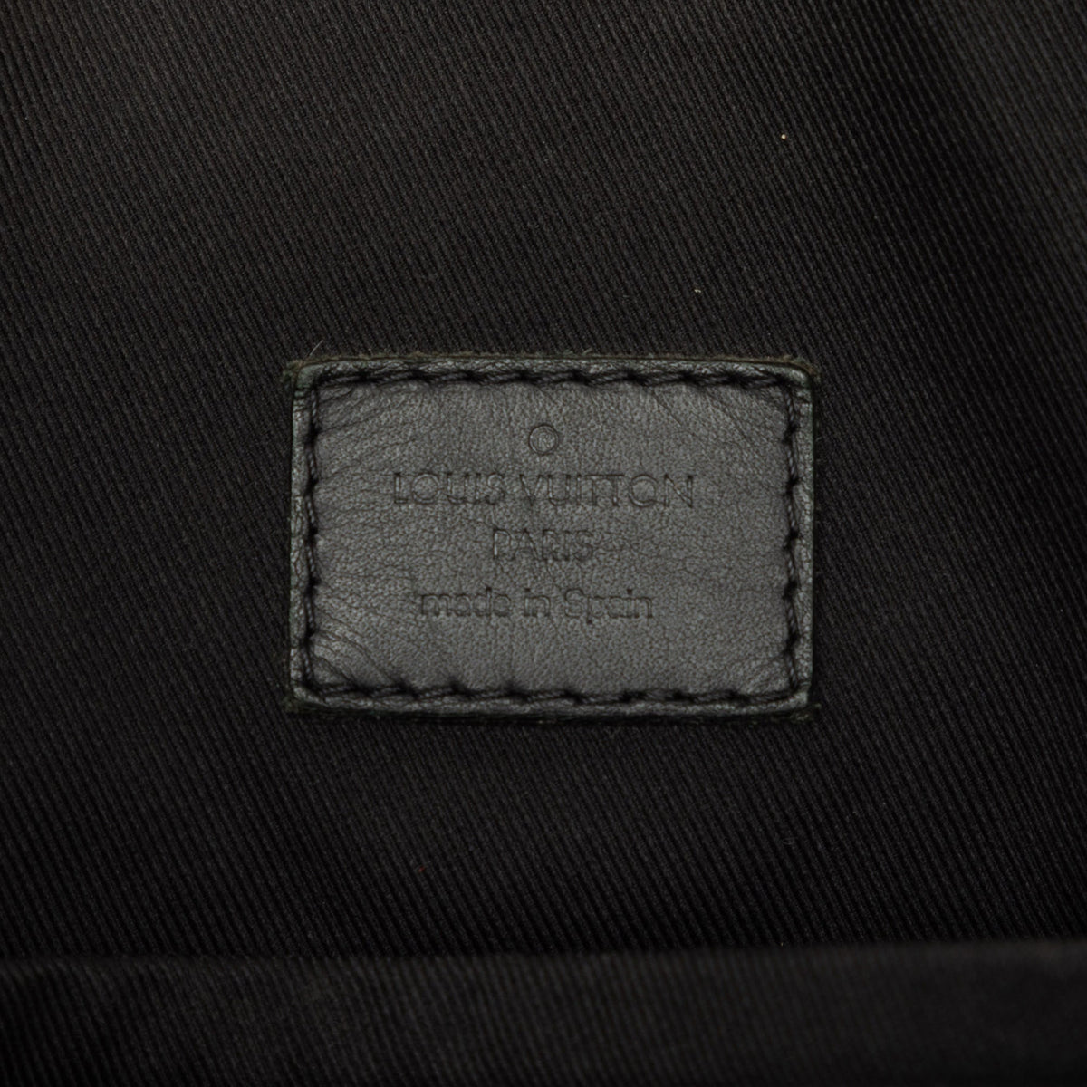 Louis Vuitton Damier Infini Discovery Messenger MM