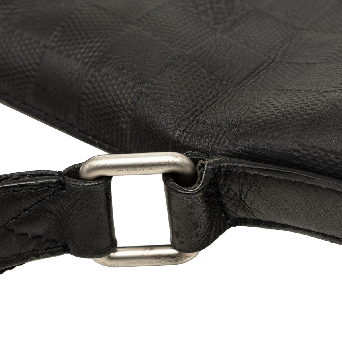 Louis Vuitton Damier Infini Discovery Messenger MM
