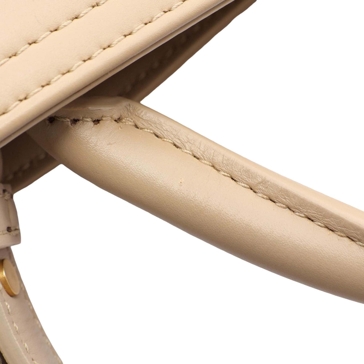 Bottega Veneta Small Leather Liberta Bucket Bag — Beige