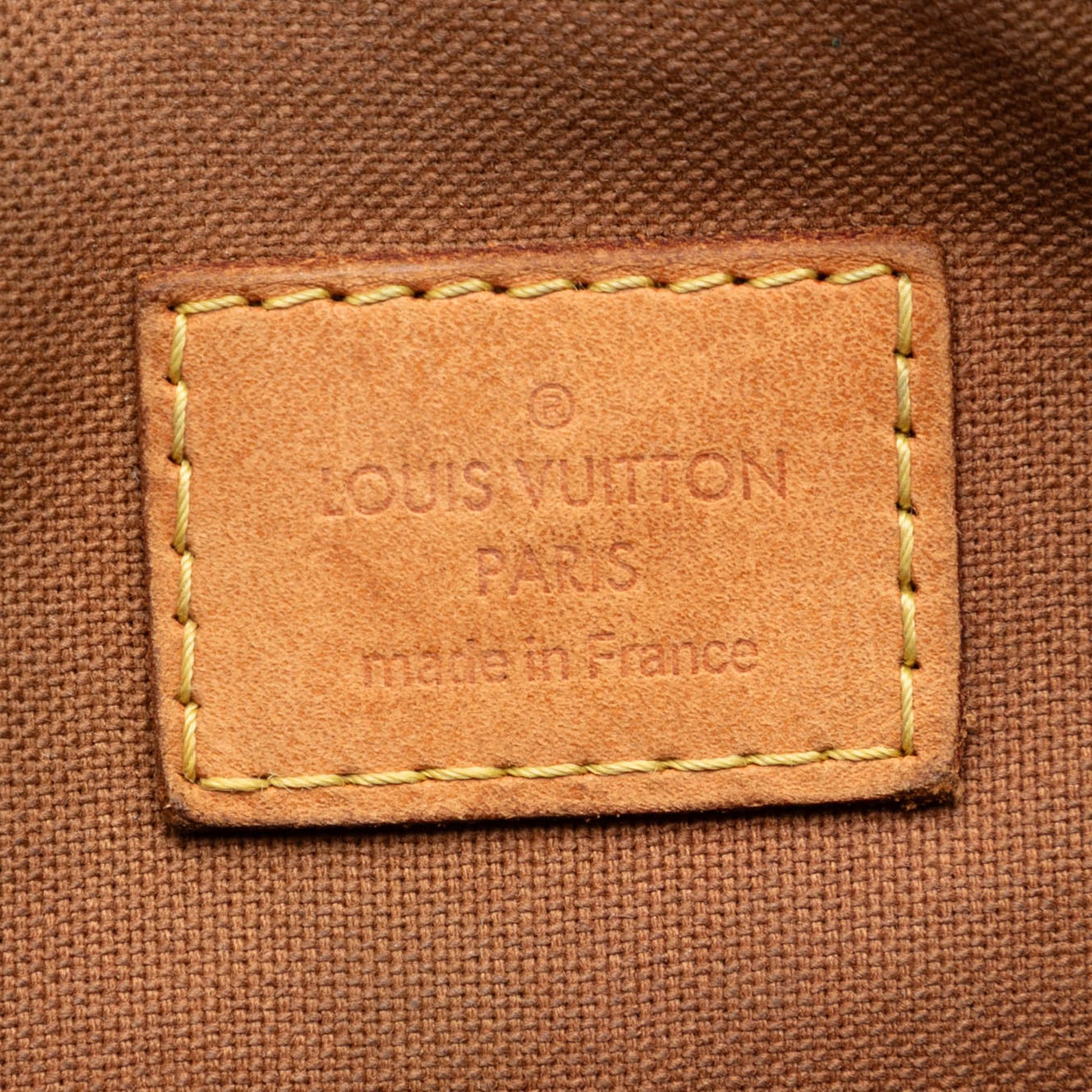 Louis Vuitton Monogram Trotteur Beaubourg