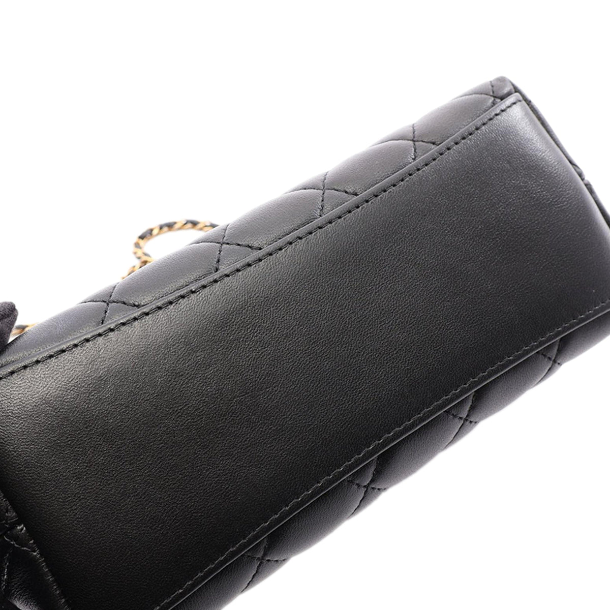 Chanel Quilted Lambskin Leo Shoulder Bag — Black