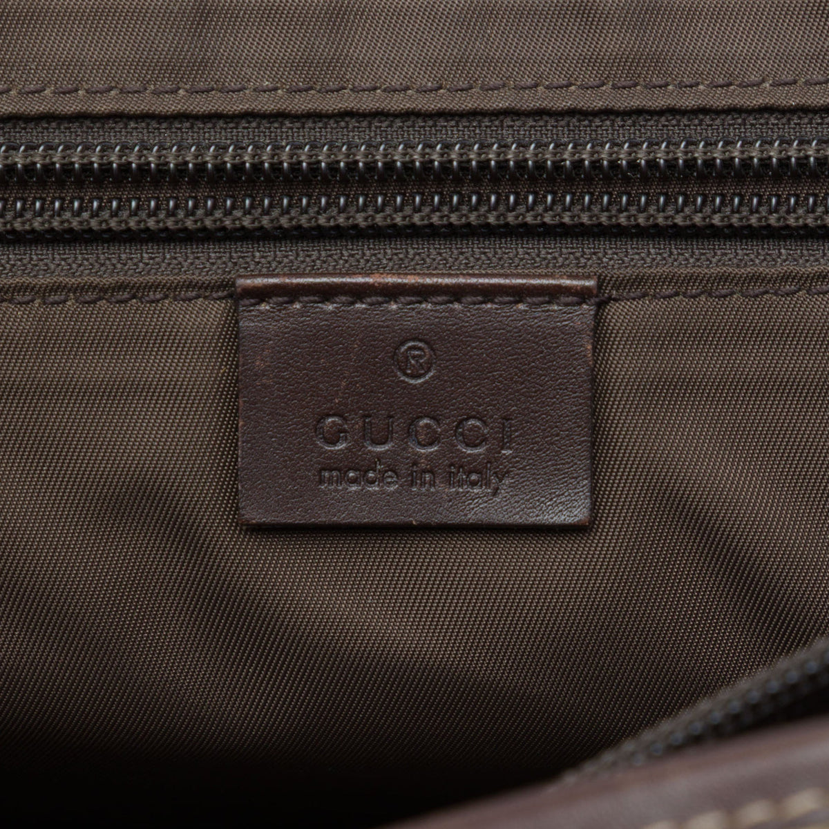 Gucci GG Supreme Crossbody — Beige