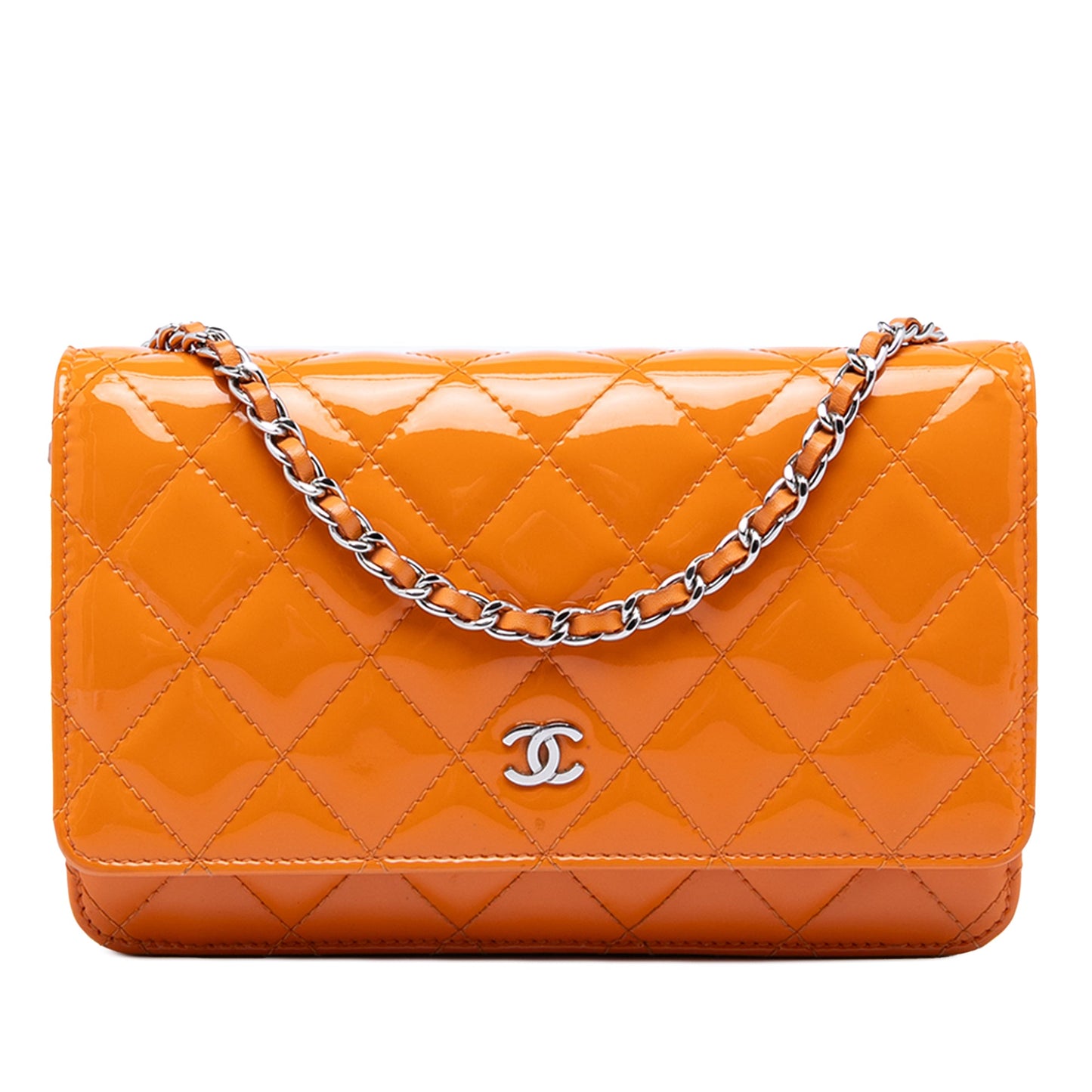 CC Quilted Patent Wallet on Chain