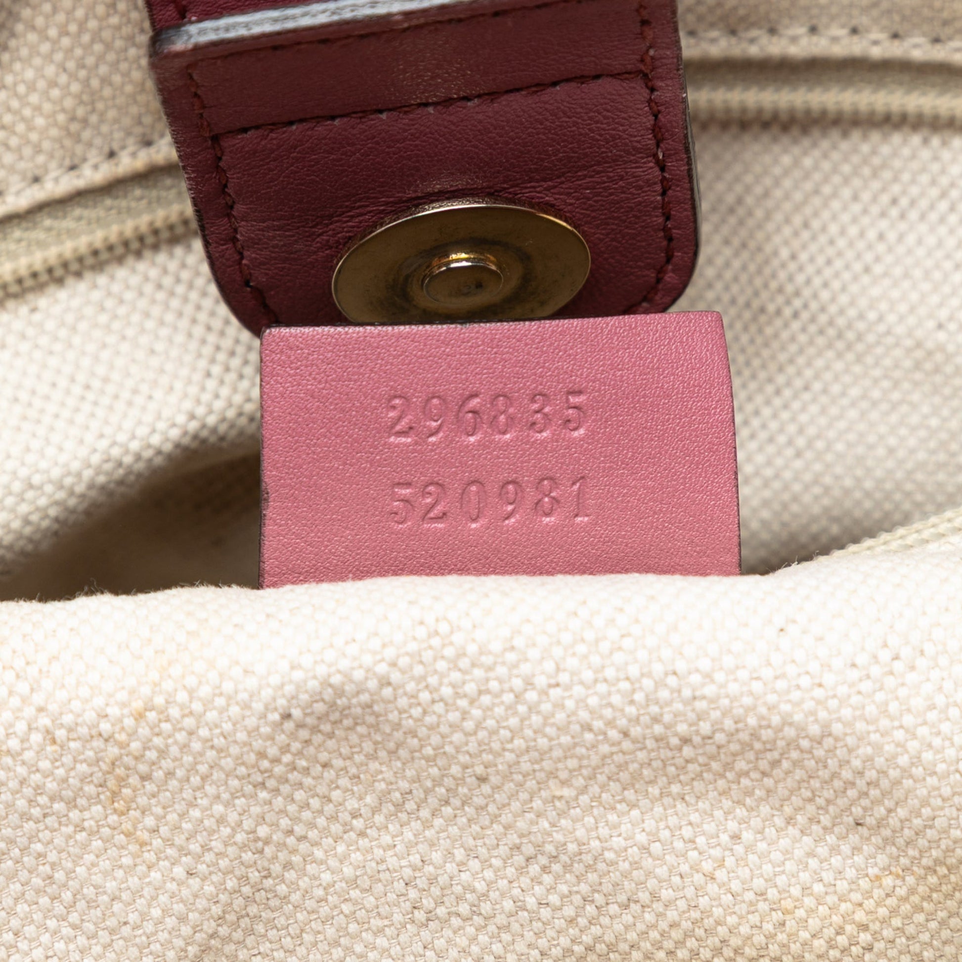 Gucci Microguccissima Sukey Tote