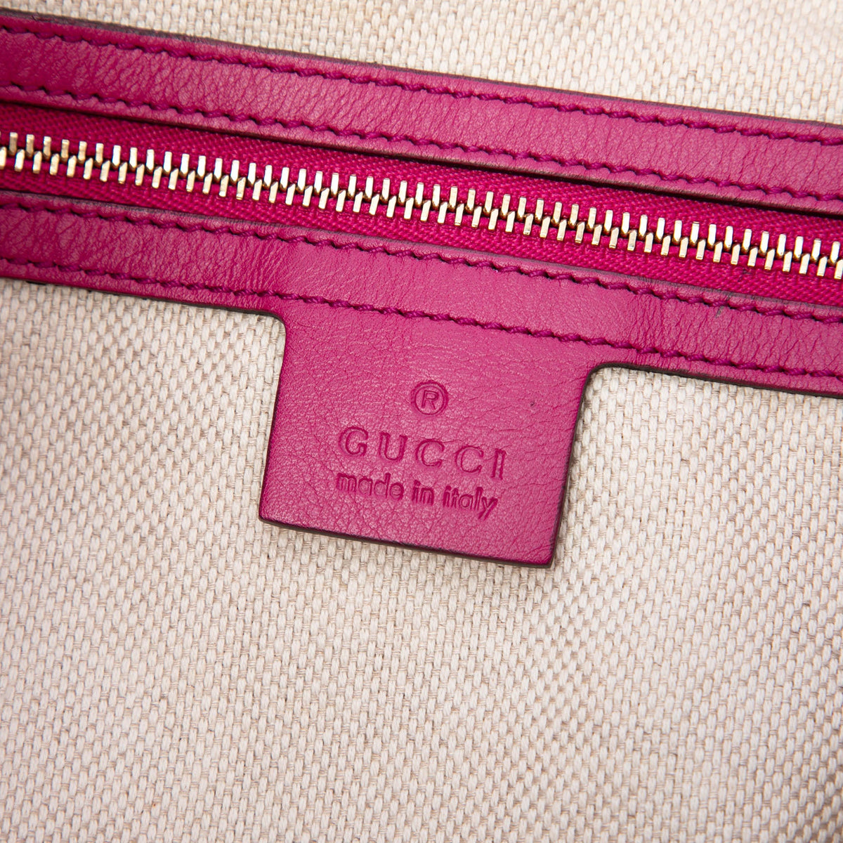 Gucci Medium Patent Soho Chain Tote — Pink