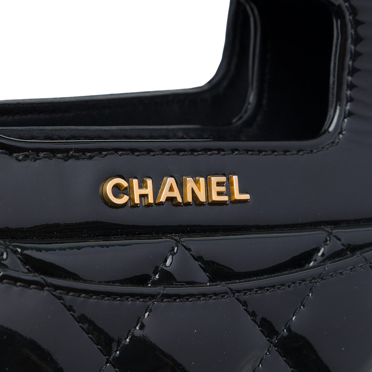 Chanel Mini Quilted Patent Graphic Catch Flap — Black