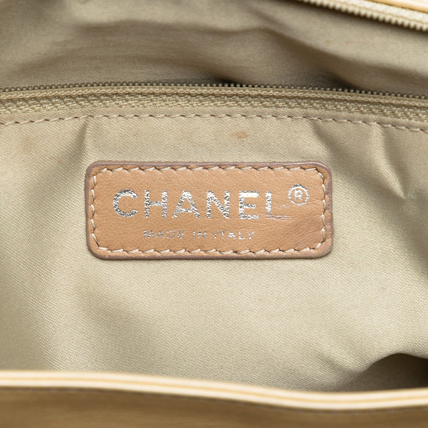 Chanel Quilted Lambskin Ultimate Stitch Flap