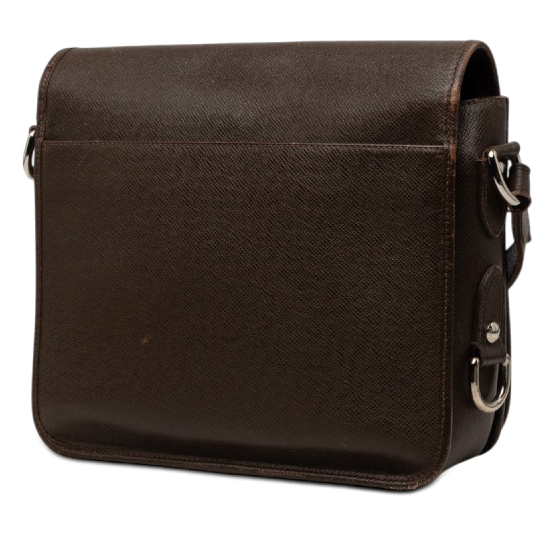 Louis Vuitton Taiga Andrei