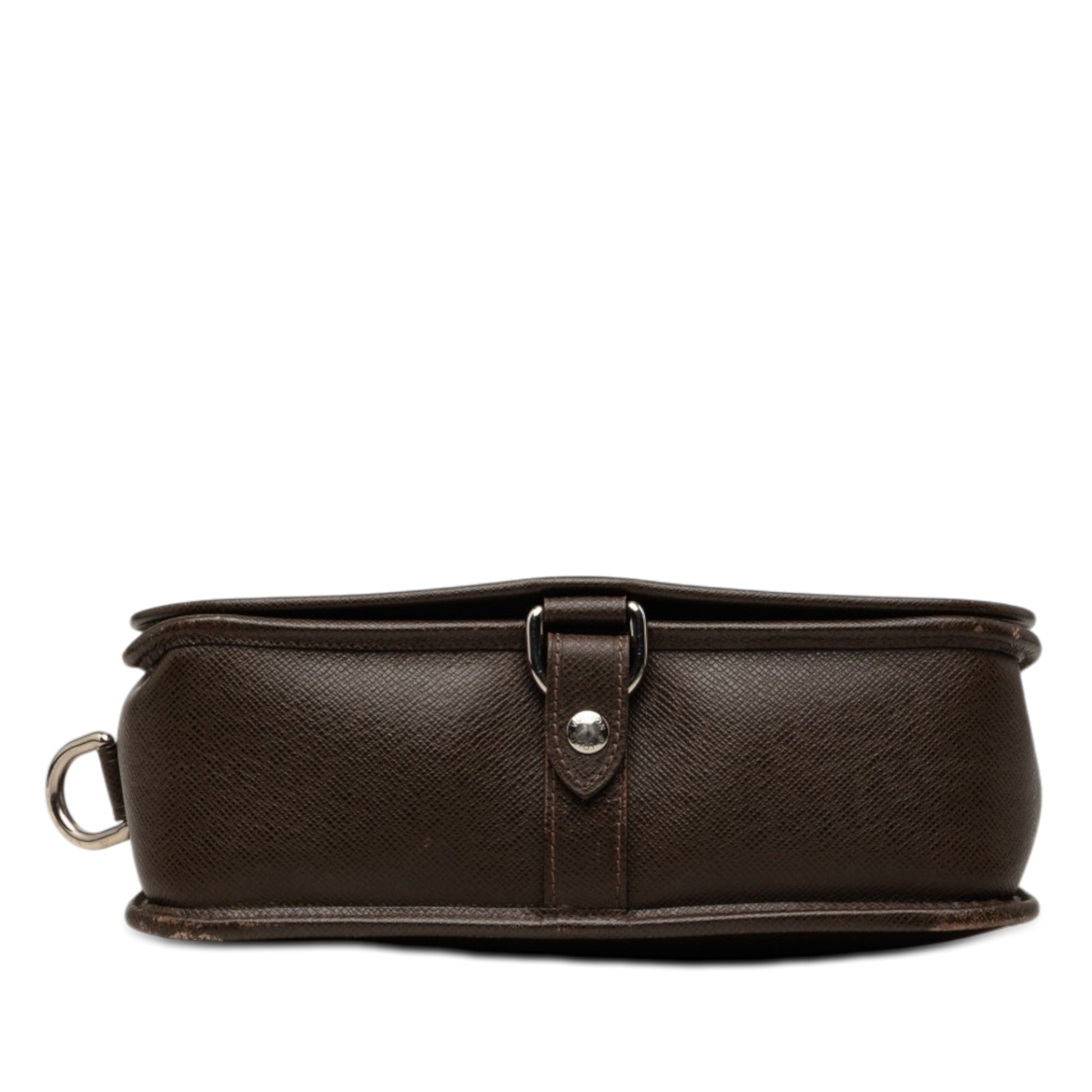 Louis Vuitton Taiga Andrei