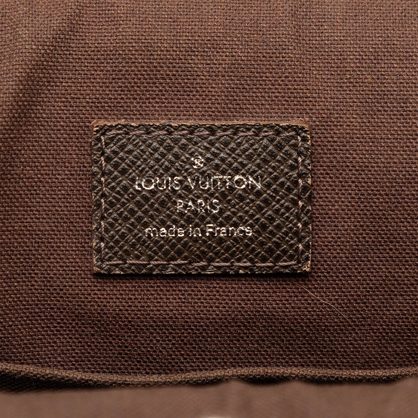 Louis Vuitton Taiga Andrei