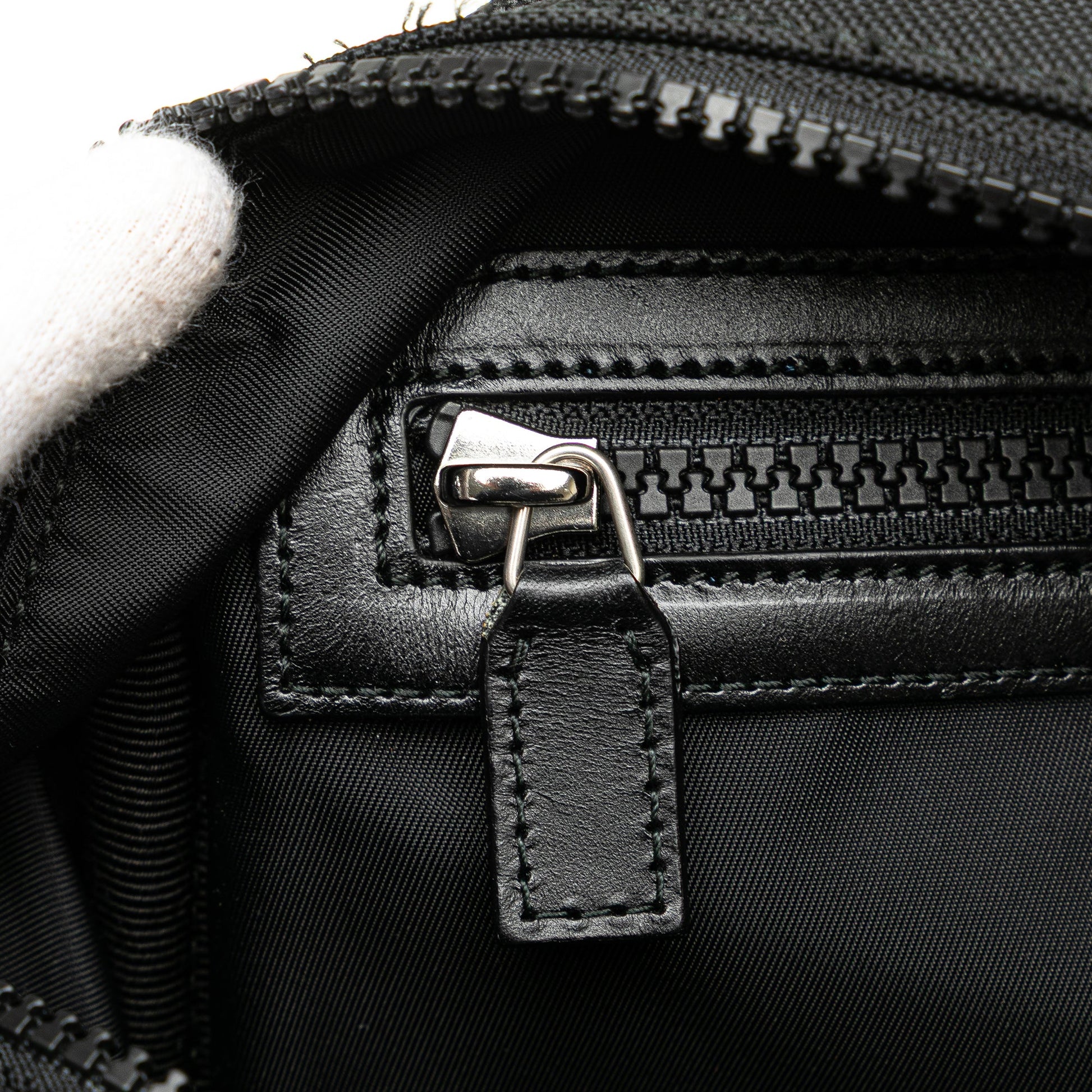 Gucci Techno Canvas Web L Aveugle Par Amour Embroidered Belt Bag