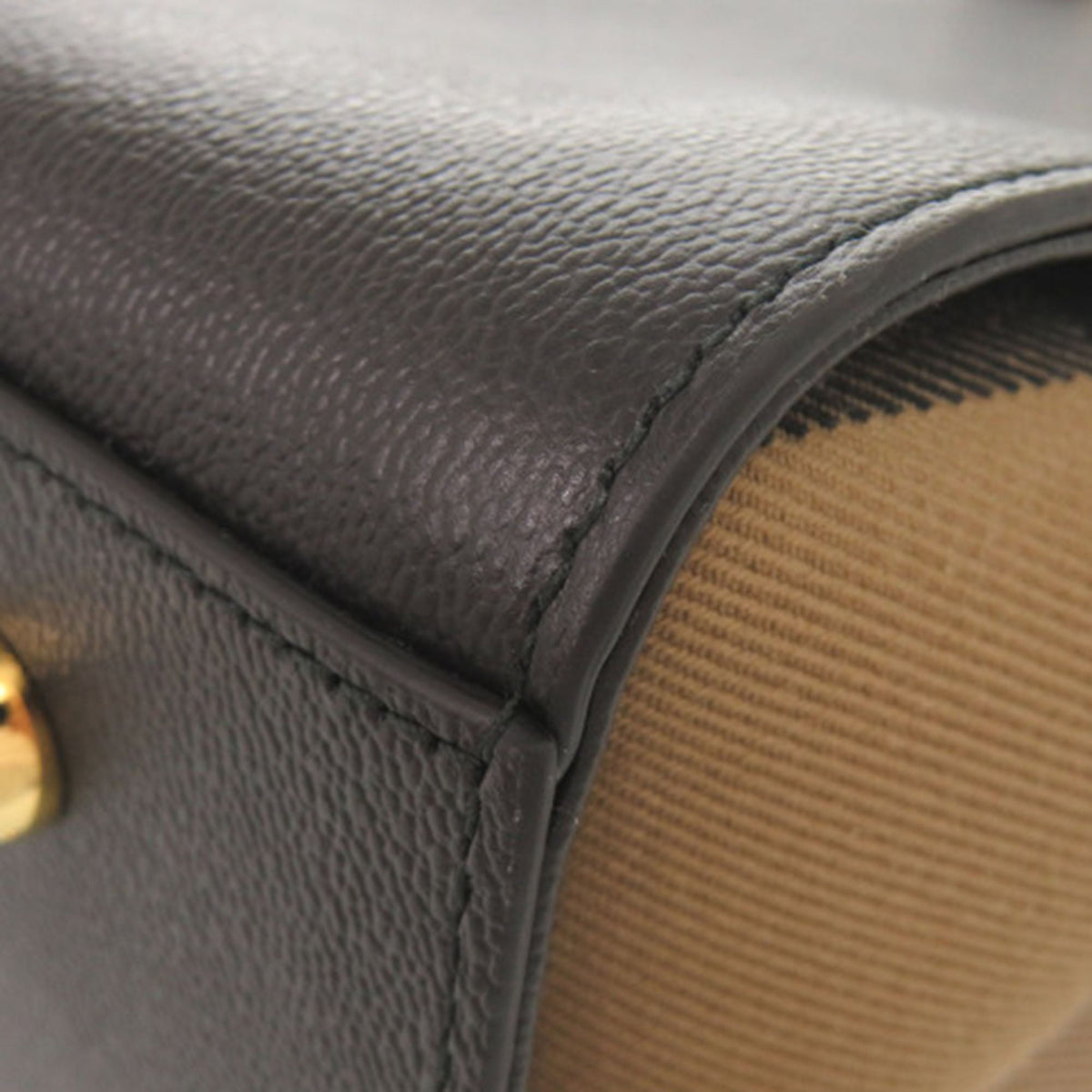 Burberry Small Banwell
