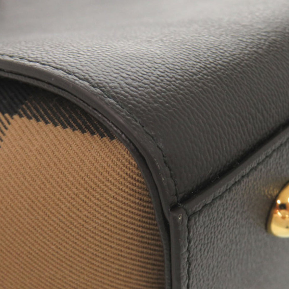 Burberry Small Banwell