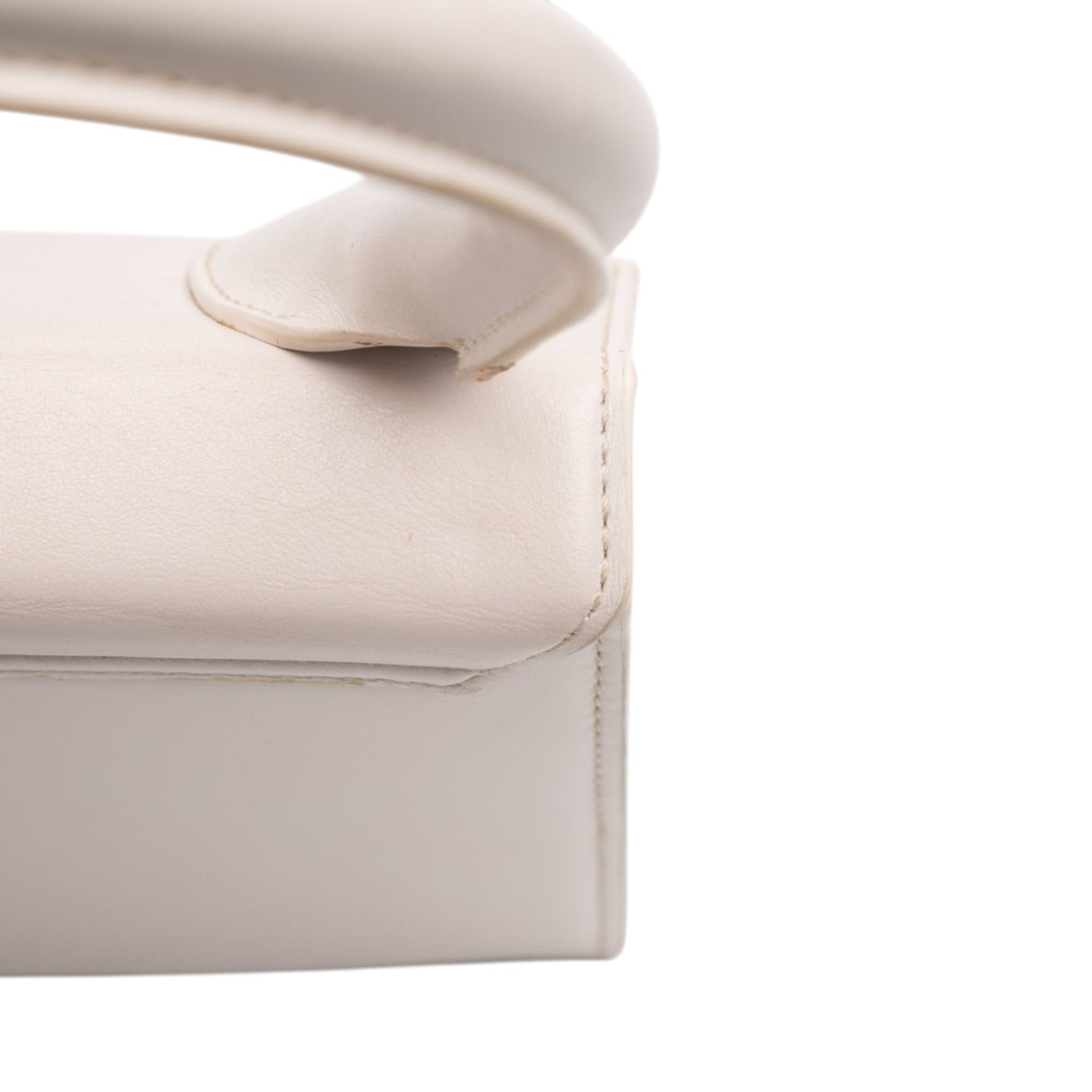 Jacquemus Leather Le Chiquito Moyen