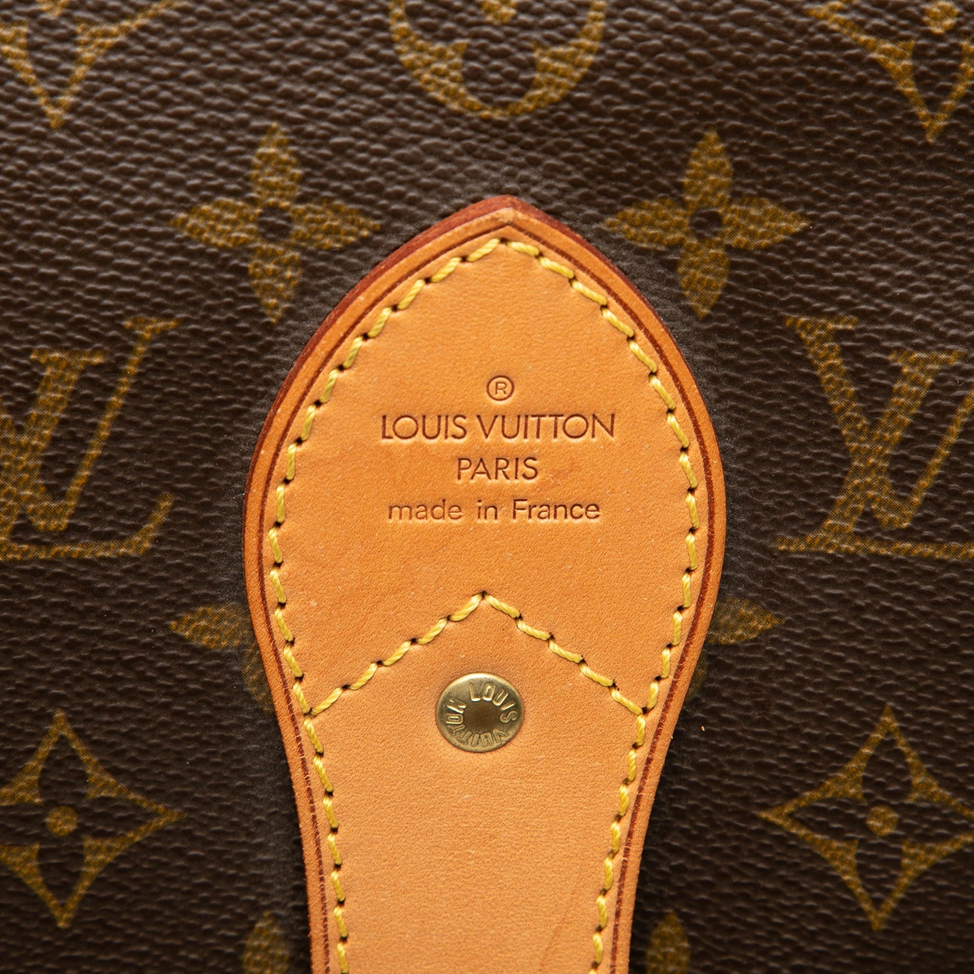 Louis Vuitton Monogram Sac Chasse Hunting Bag