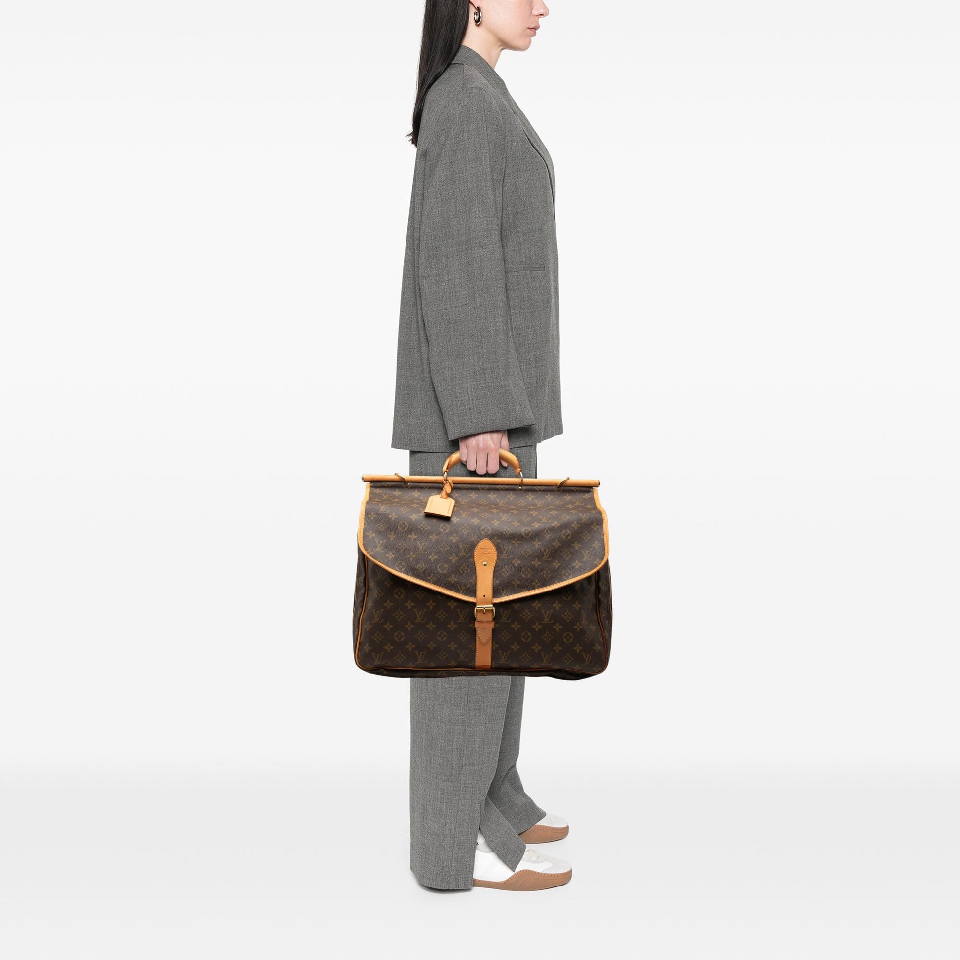 Louis Vuitton Monogram Sac Chasse Hunting Bag