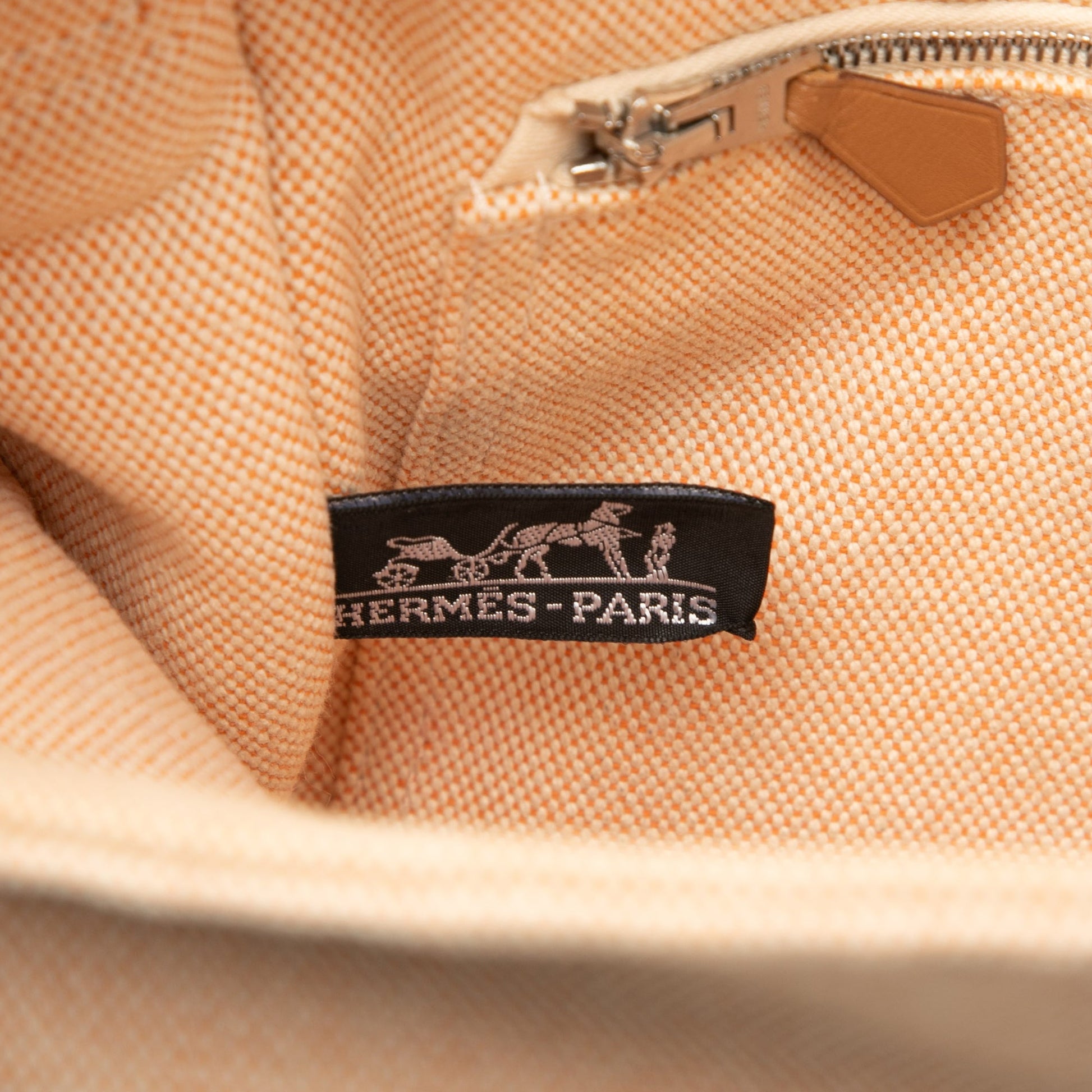 Hermès Canvas Fourre Tout Besace MM