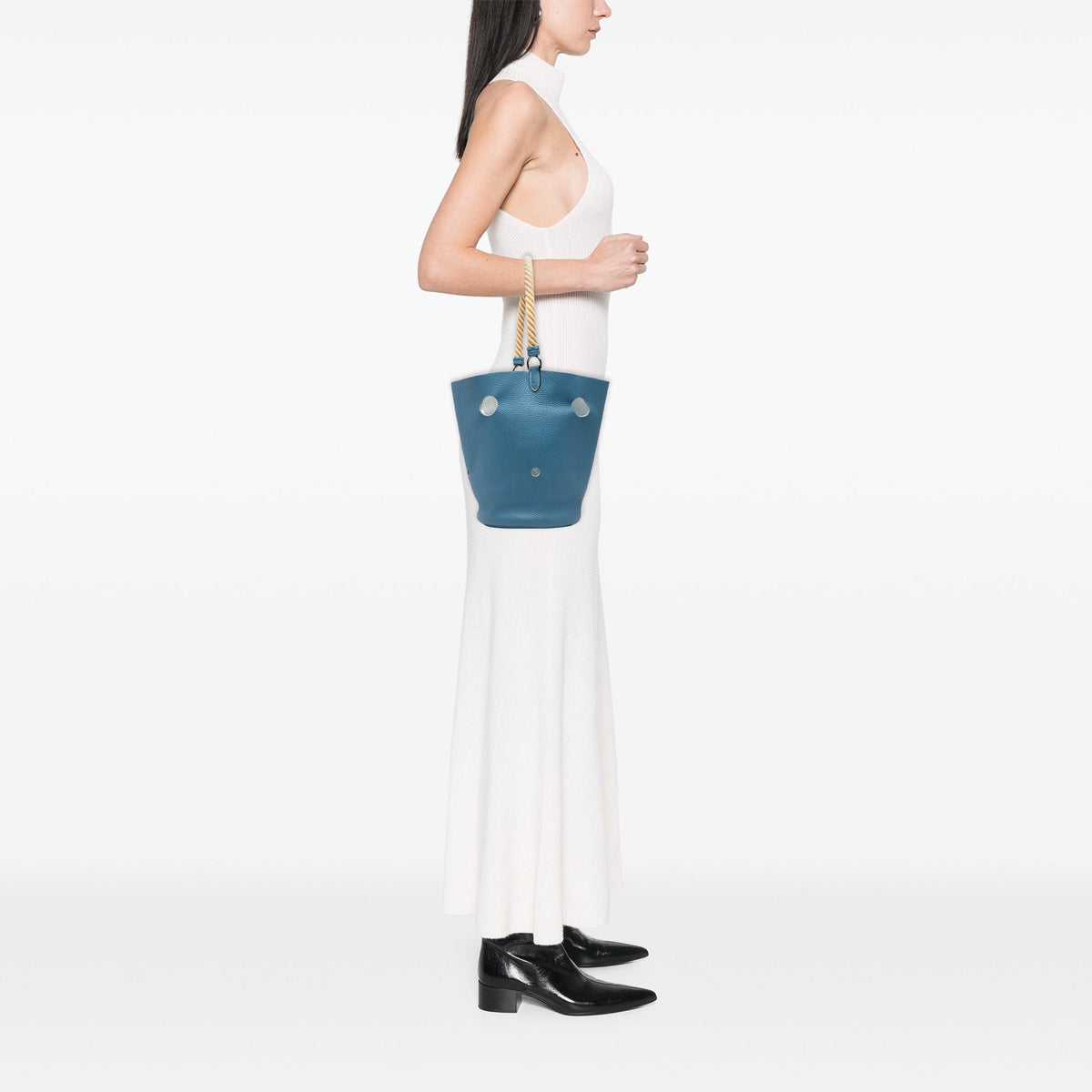 Hermès Clemence Mangeoire Bucket PM — Blue