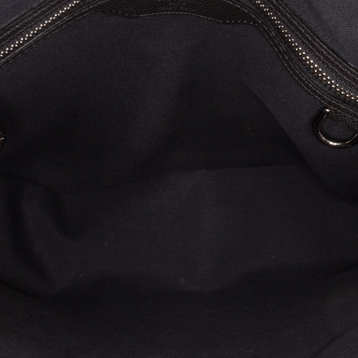 Louis Vuitton Taiga Roman MM