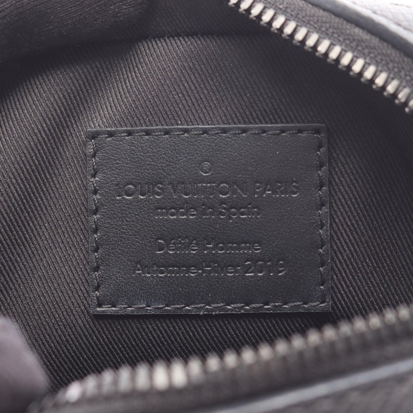 Louis Vuitton Taiga Rainbow Danube