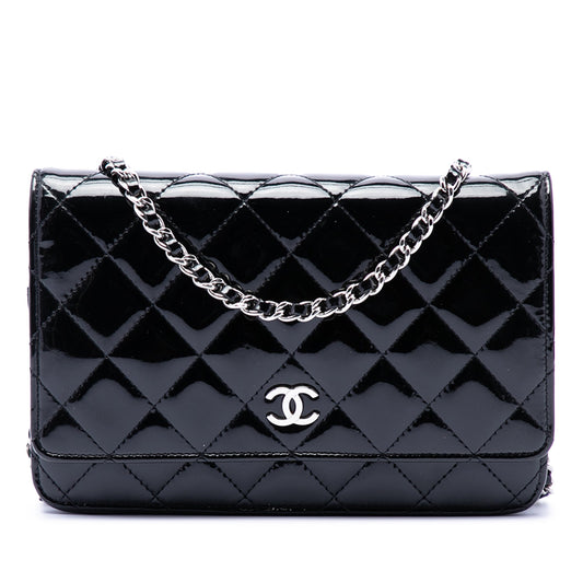 Chanel CC Quilted Patent Wallet On Chain