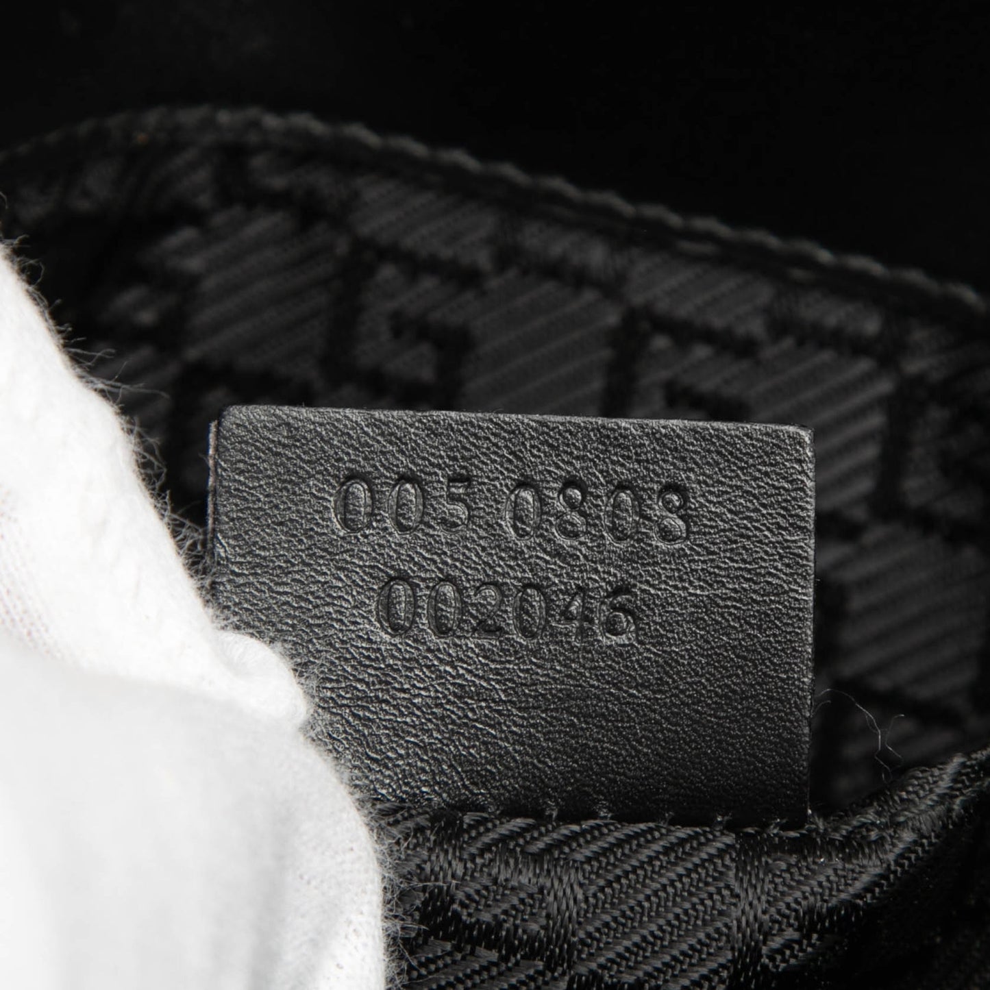 Gucci Suede Tiger Head Chain Shoulder Bag