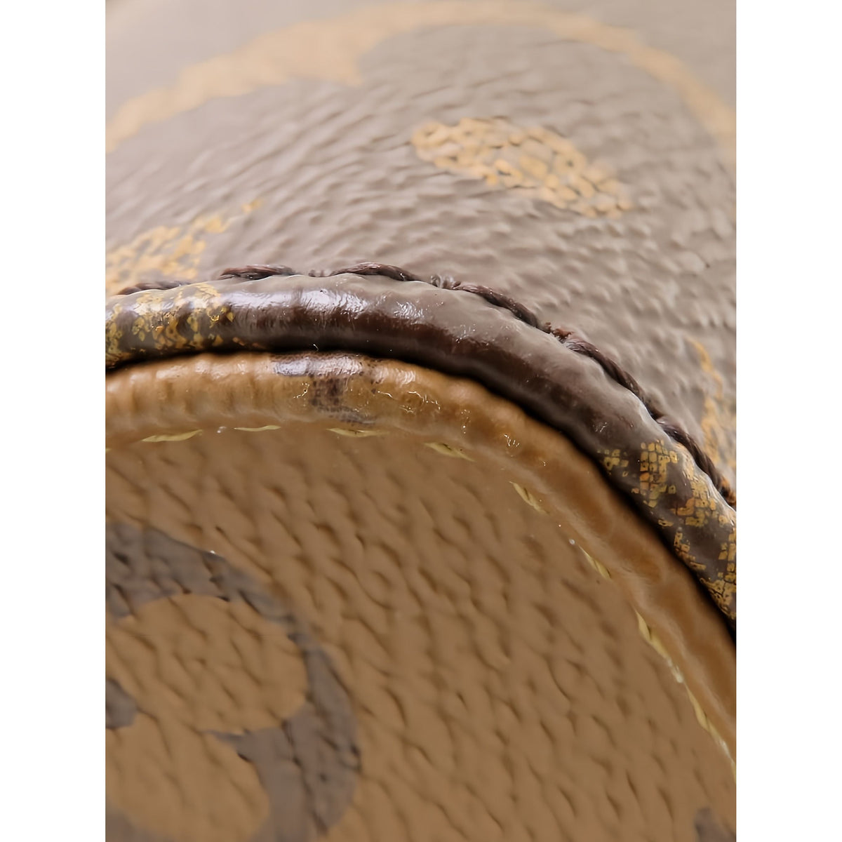 Louis Vuitton Monogram Reverse Giant OnTheGo PM — Brown